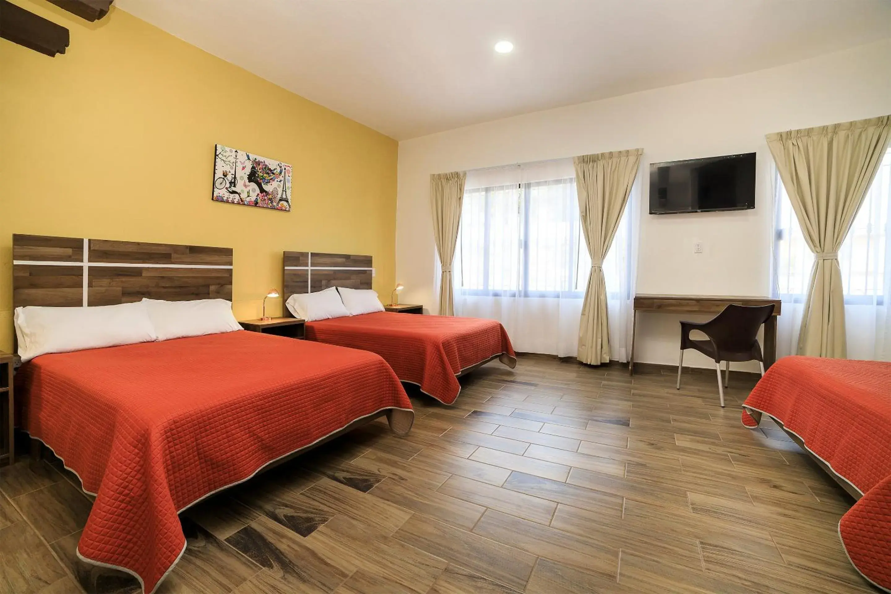 Standard Three Beds - single occupancy in Capital O Hotel Boutique Las Torres Standard Three Beds - single occupancy in Capital O Hotel Boutique Las Torres