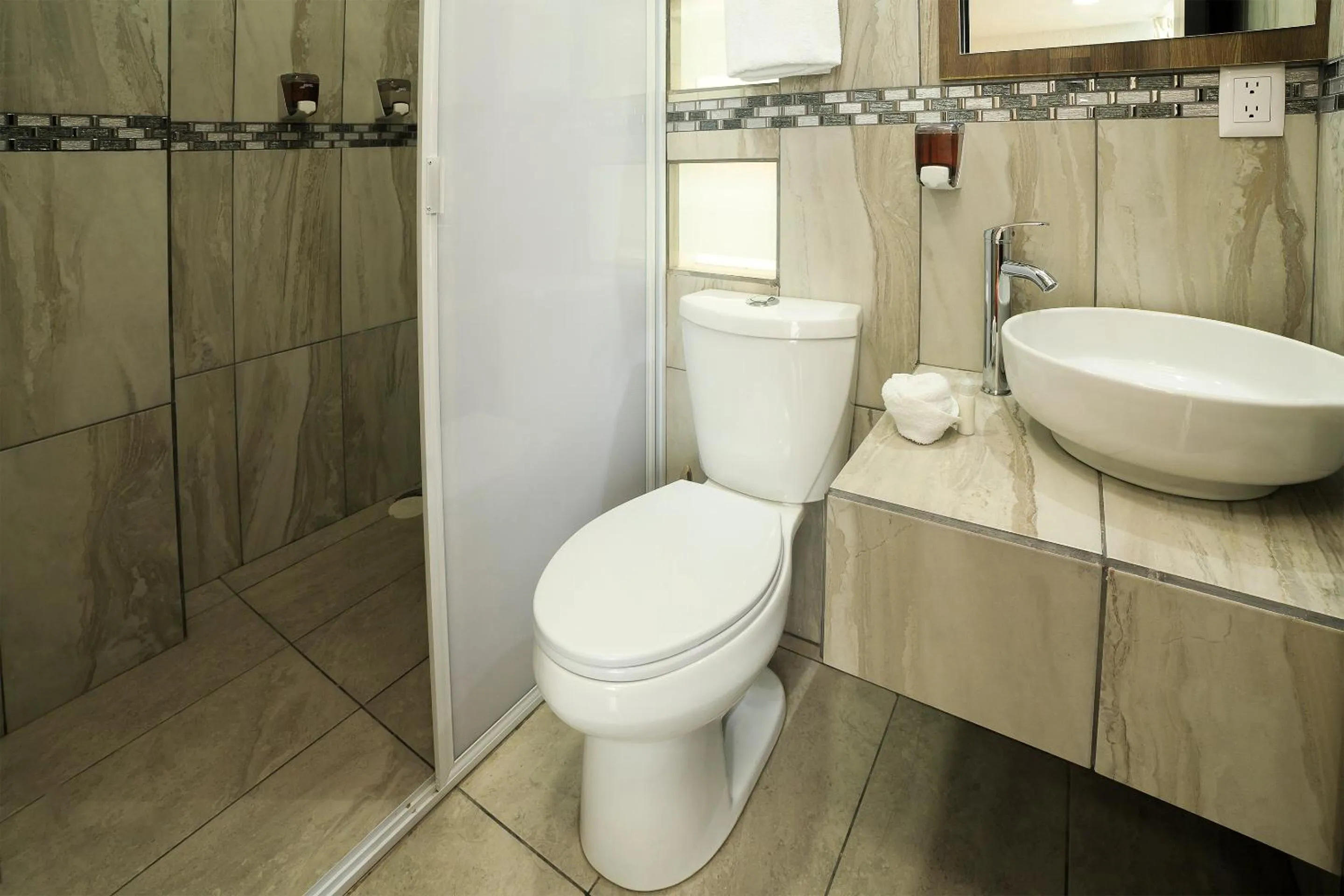 Bathroom in Capital O Hotel Boutique Las Torres