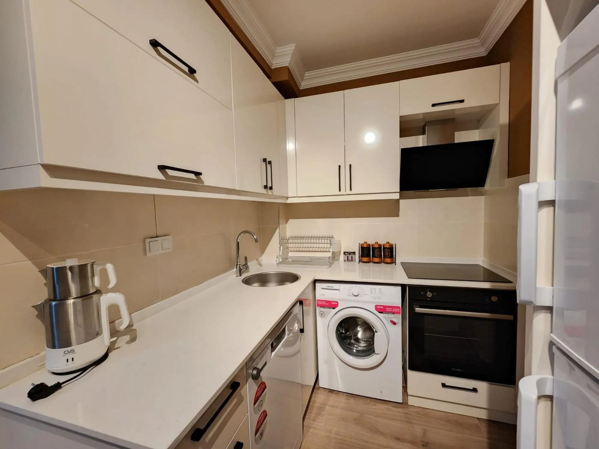 Coffee/tea facilities in Yücemek Apart