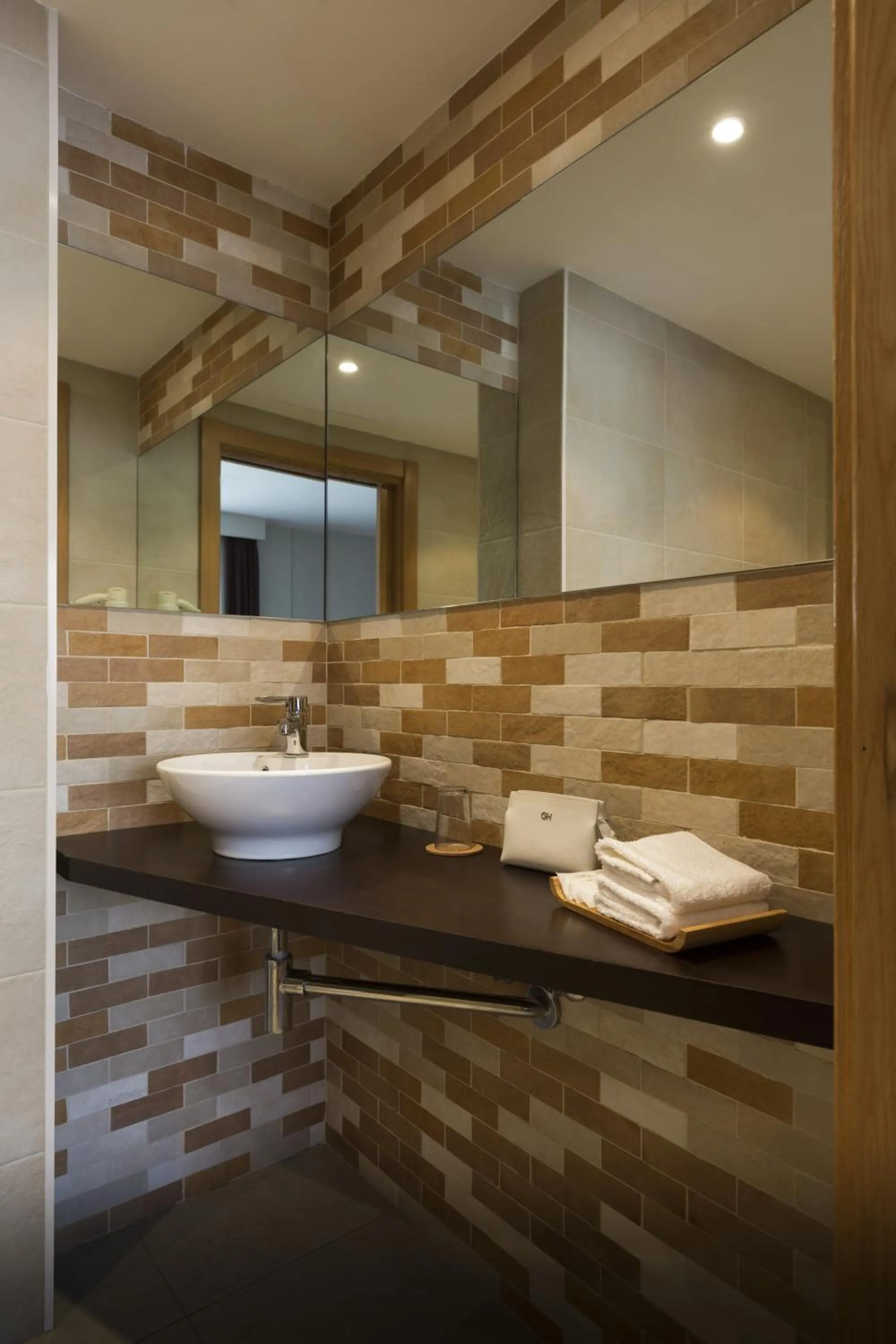 Bathroom in Hotel Plazaola