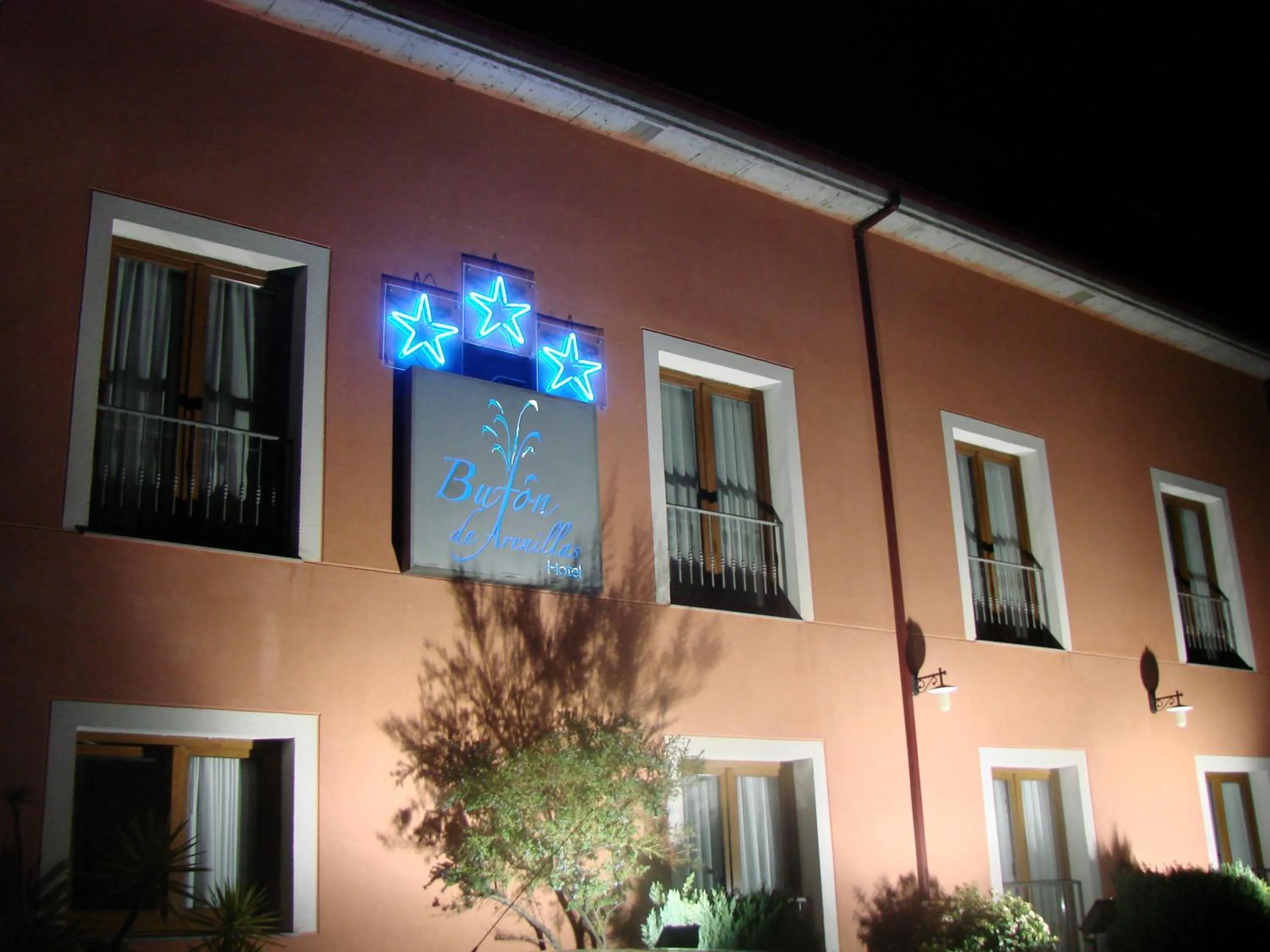 Facade/entrance in Hotel Bufon de Arenillas