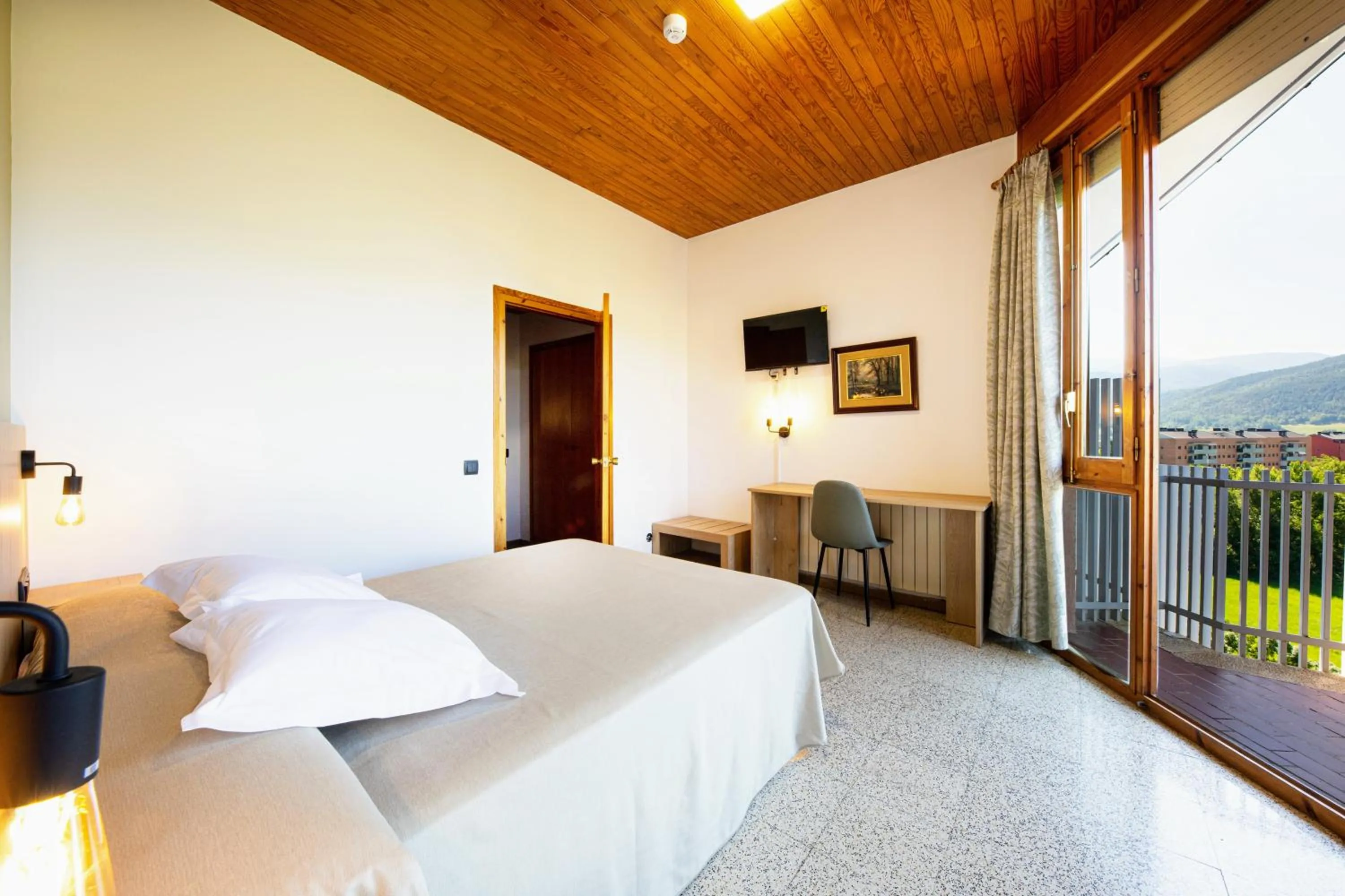 Bed in Hotel Restaurante La Glorieta