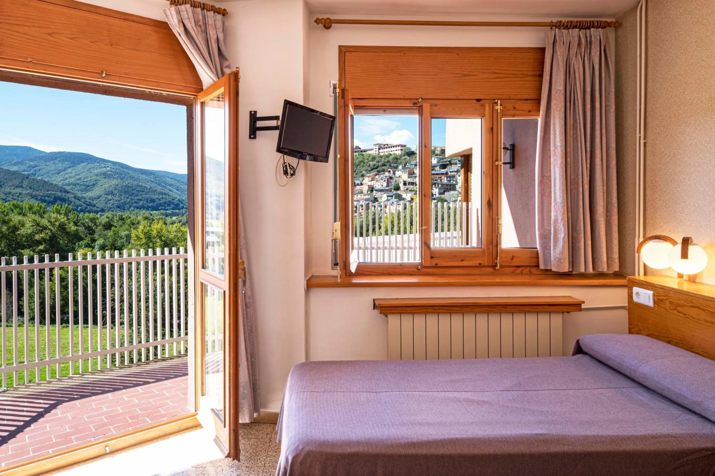 Bed in Hotel Restaurante La Glorieta