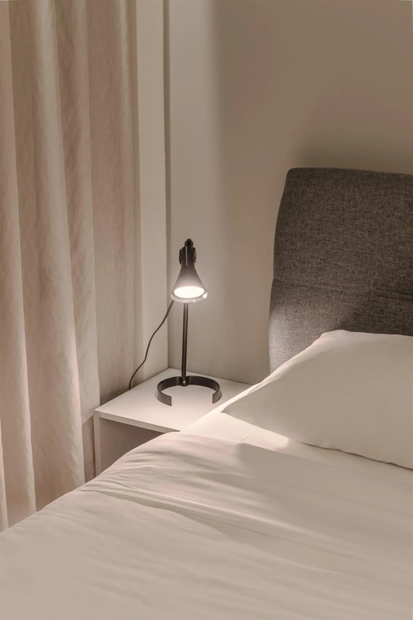 Bed in Anvy Stylish Suites Ioannina
