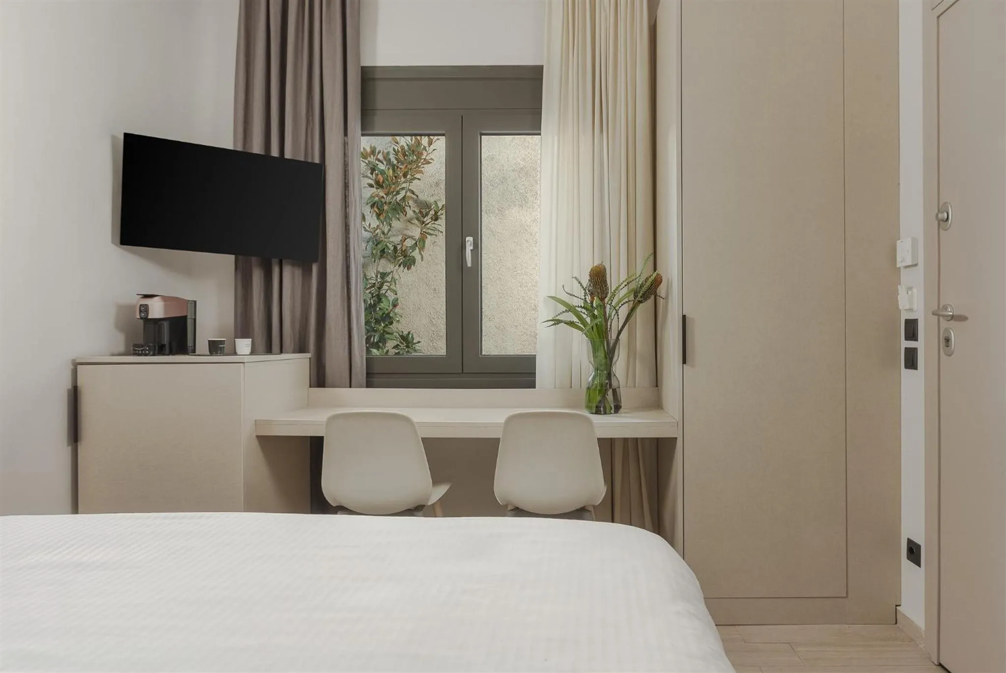 Bedroom, Bed in Anvy Stylish Suites Ioannina