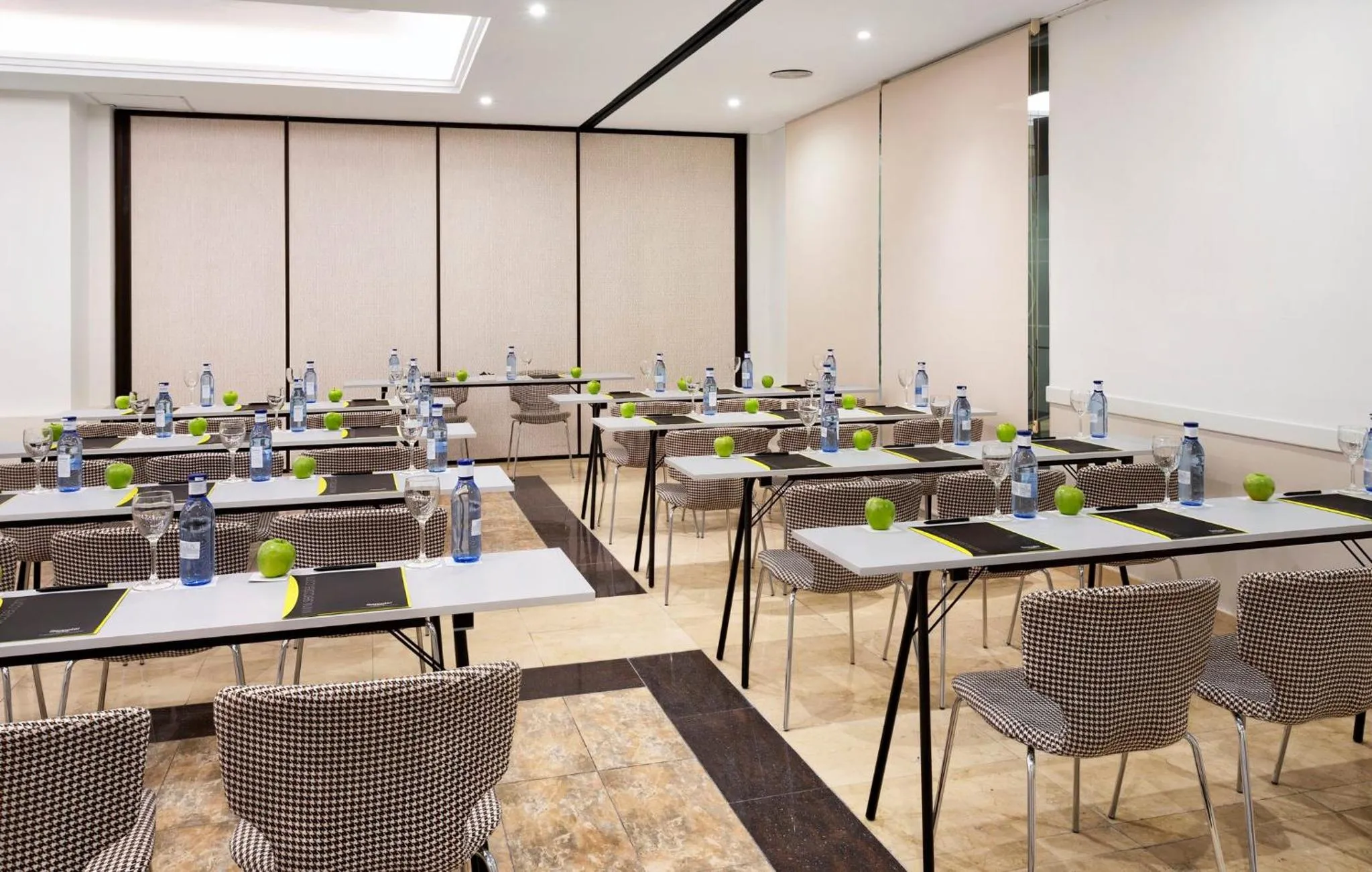 Meeting/conference room in Sercotel Hotel Europa