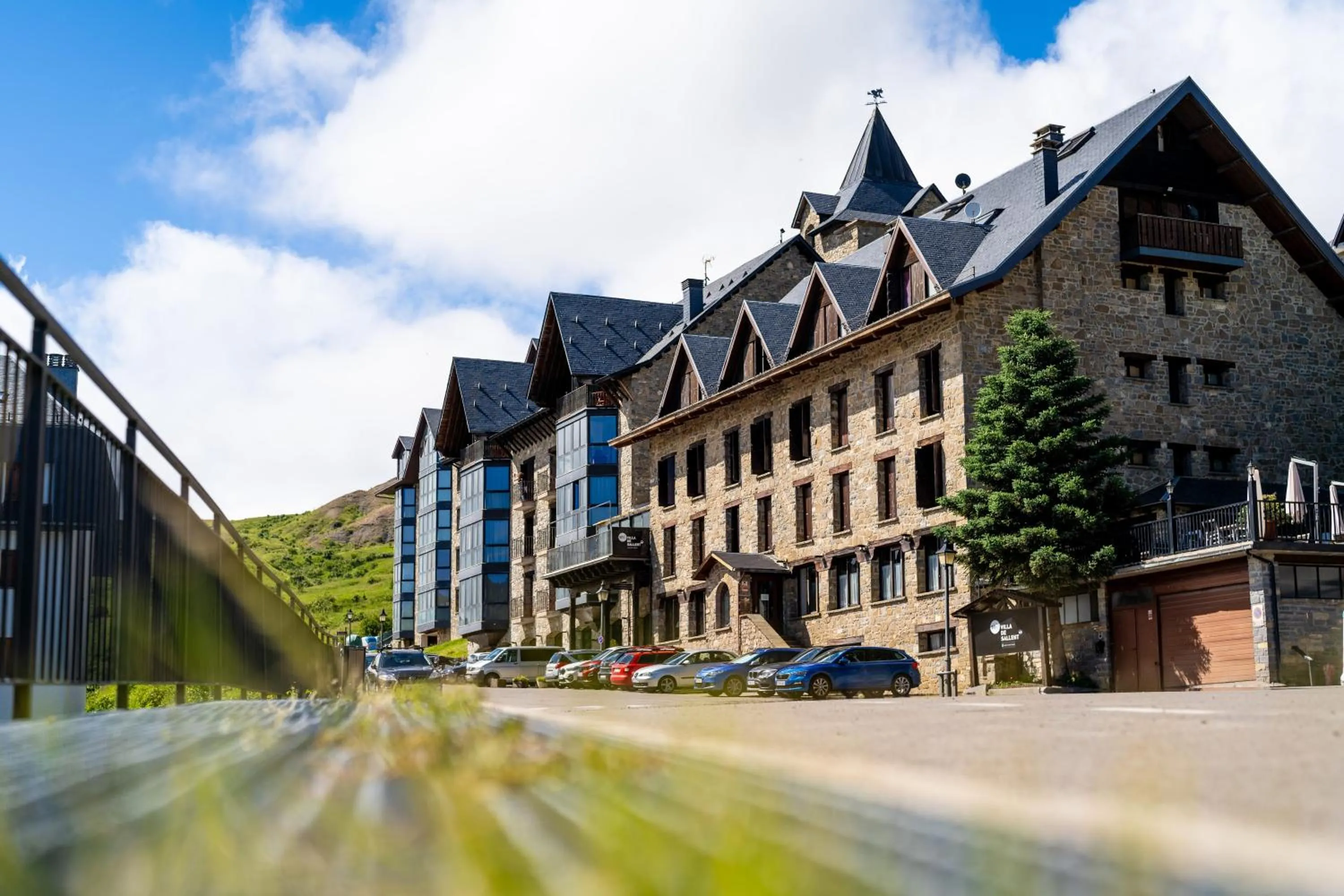 Property building in SNÖ Villa de Sallent 4