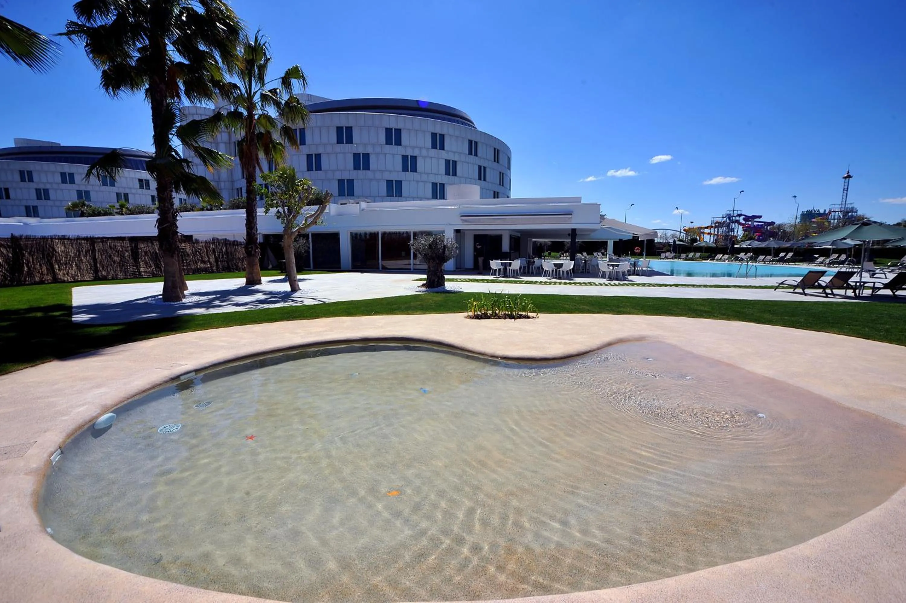 Property building in Barceló Sevilla Renacimiento