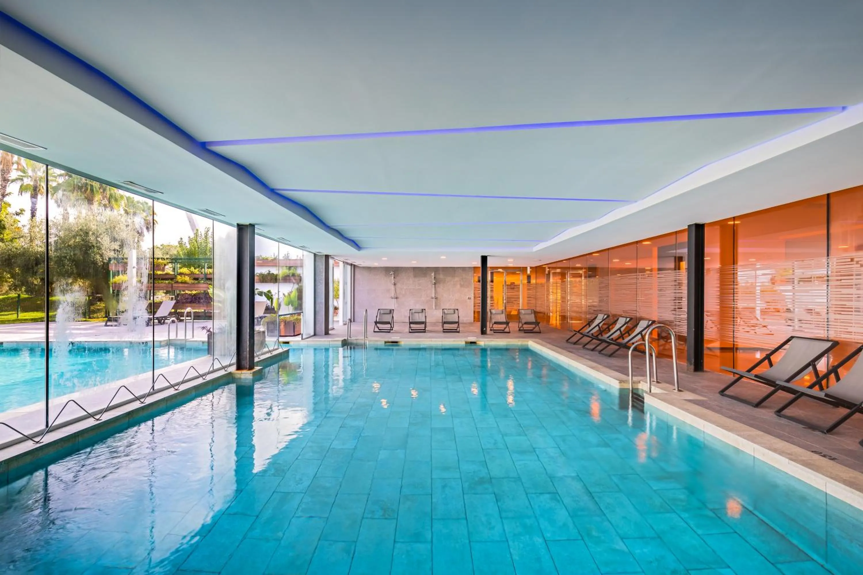 Swimming pool in Barceló Sevilla Renacimiento