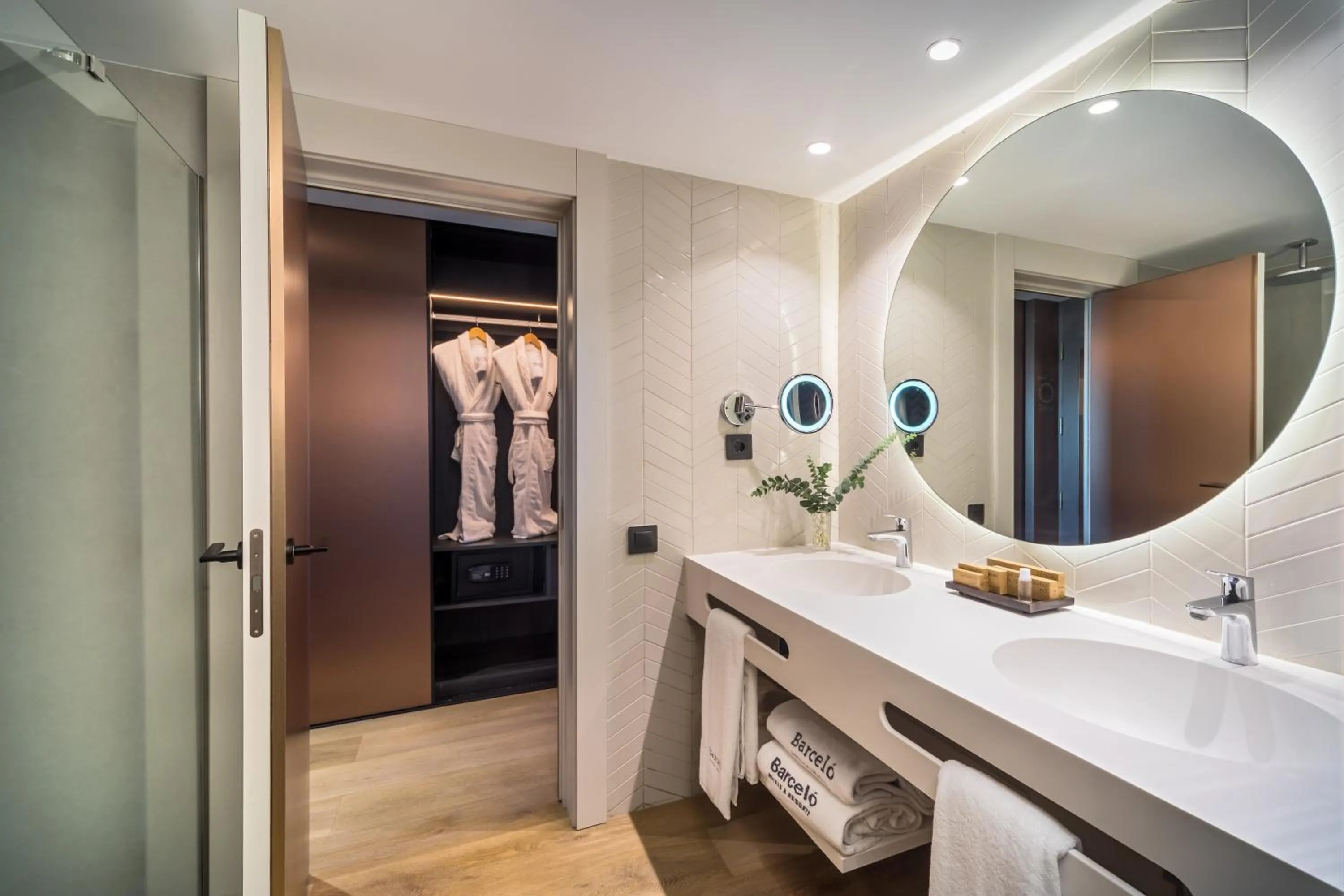 Bathroom in Barceló Sevilla Renacimiento