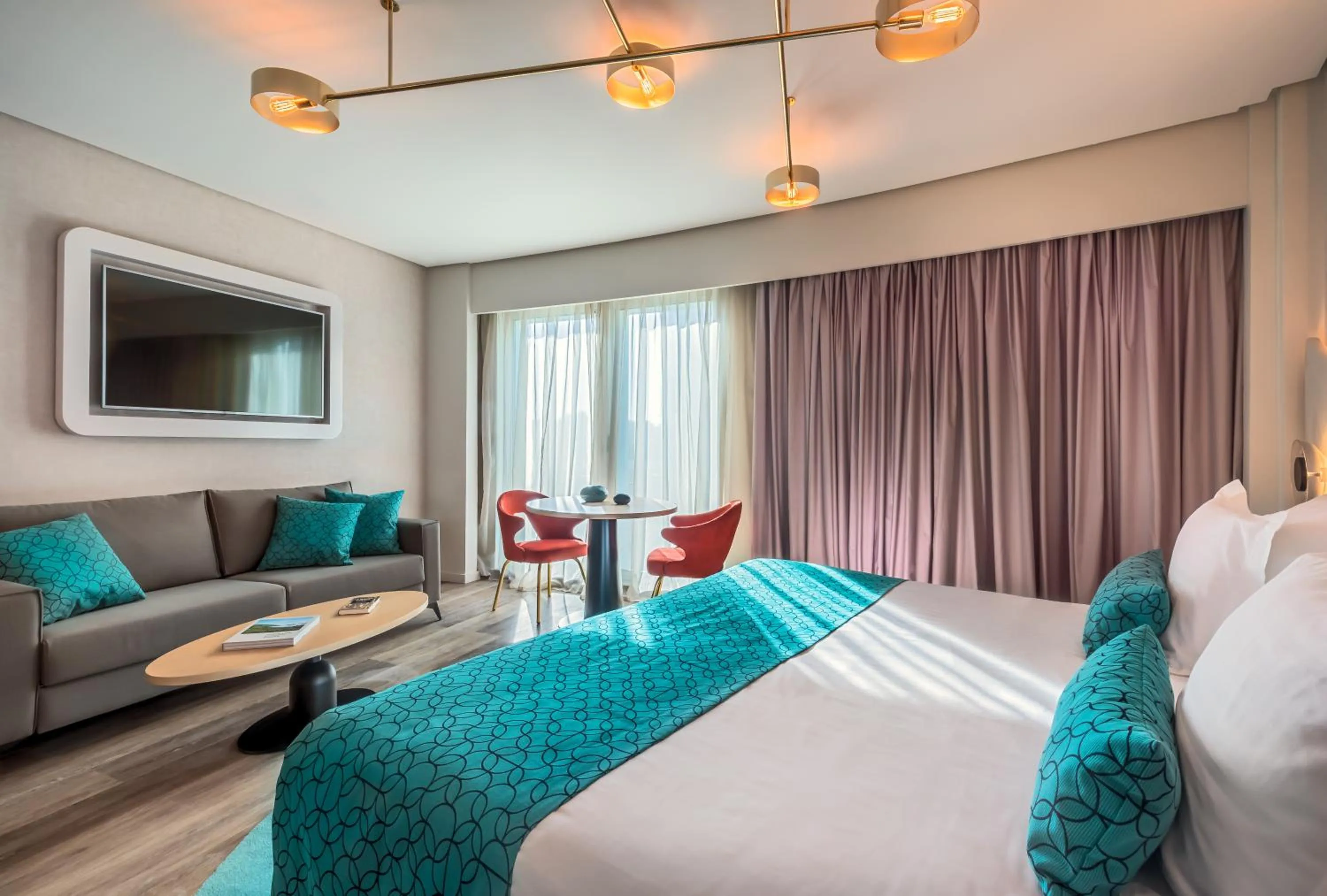 TV and multimedia, Bed in Barceló Sevilla Renacimiento