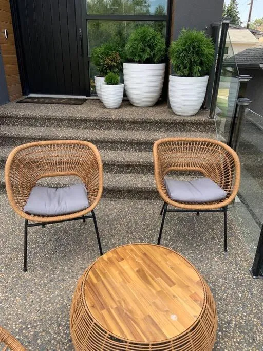 Balcony/Terrace in Executive Bsmt Suite, King Bed, 5 min to DT & Whyte Ave, Sleeps 6!