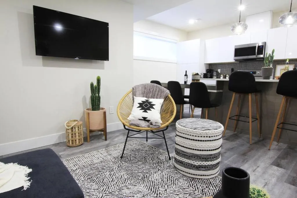 TV and multimedia in Executive Bsmt Suite, King Bed, 5 min to DT & Whyte Ave, Sleeps 6!