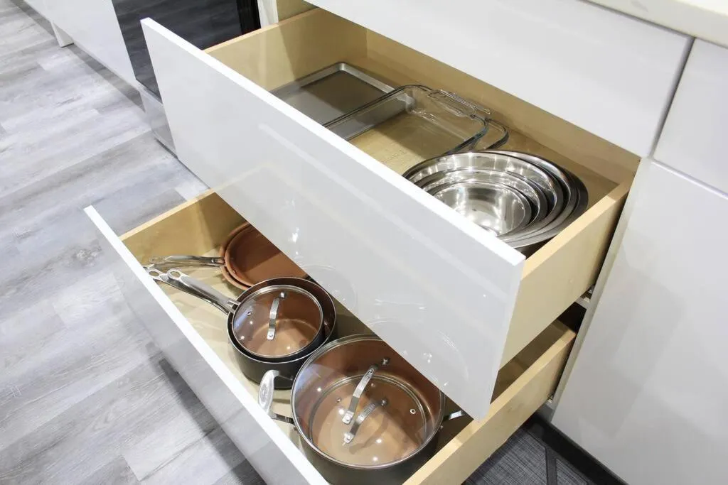 Kitchen or kitchenette in Executive Bsmt Suite, King Bed, 5 min to DT & Whyte Ave, Sleeps 6!