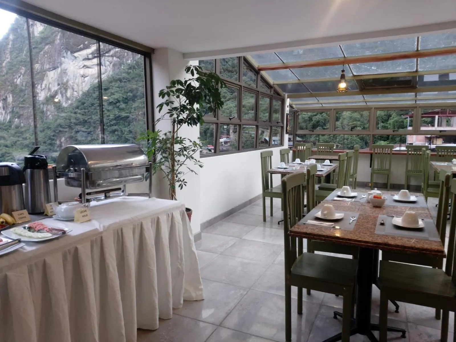 Dining area in Hotel Pucara Machupicchu