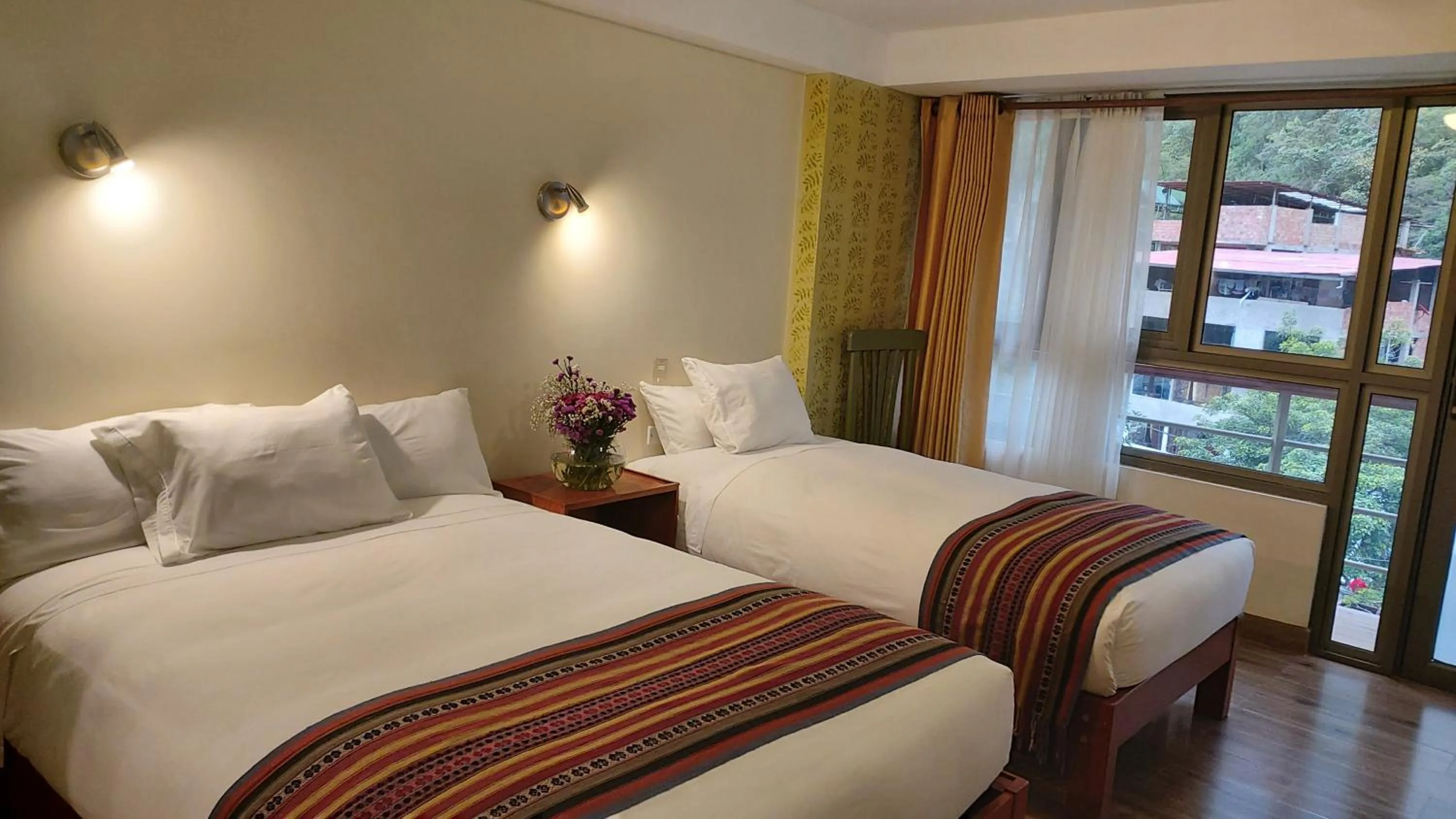 Photo of the whole room, Bed in Hotel Pucara Machupicchu