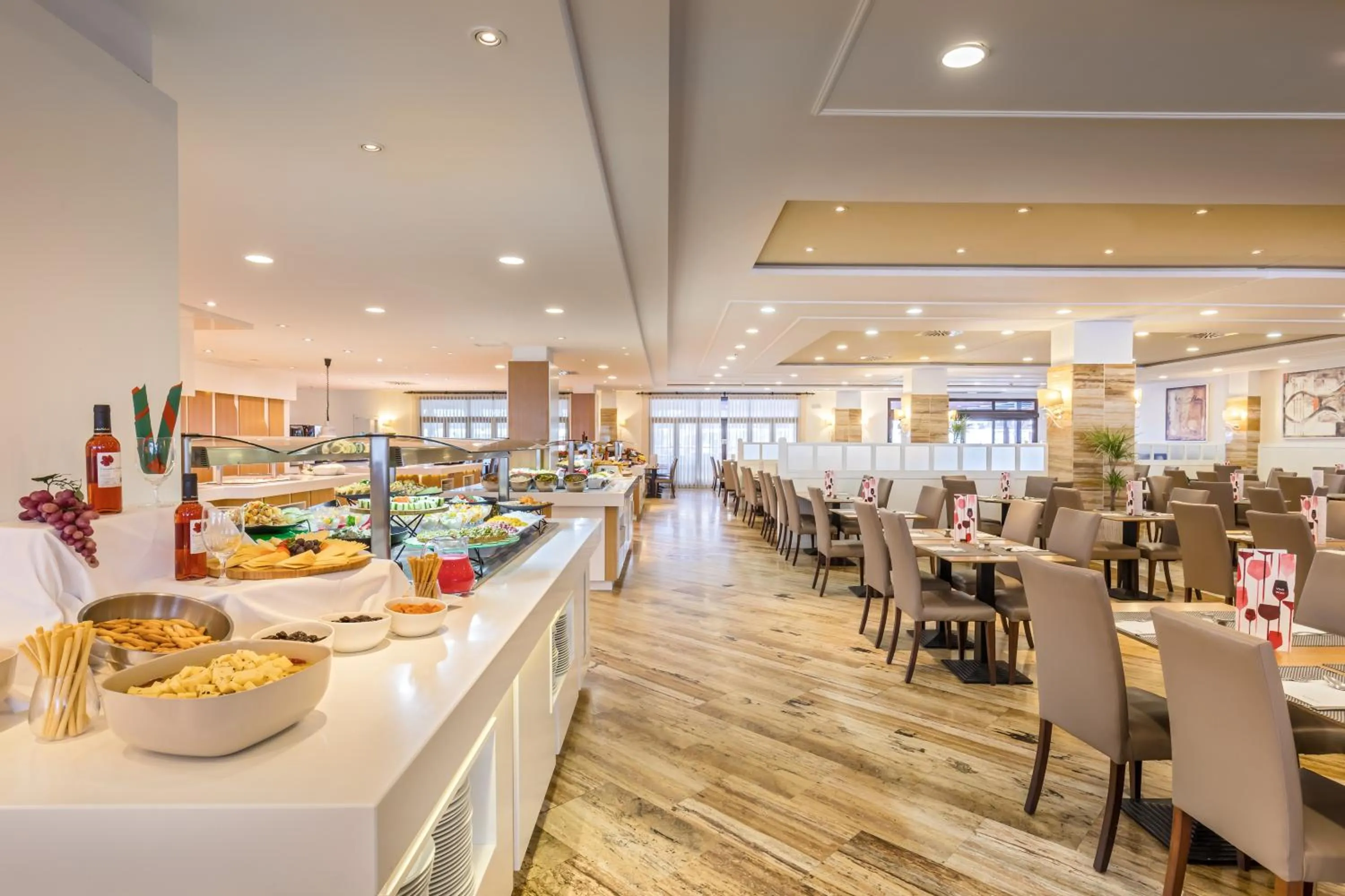 Restaurant/places to eat in Smy Isla Cristina