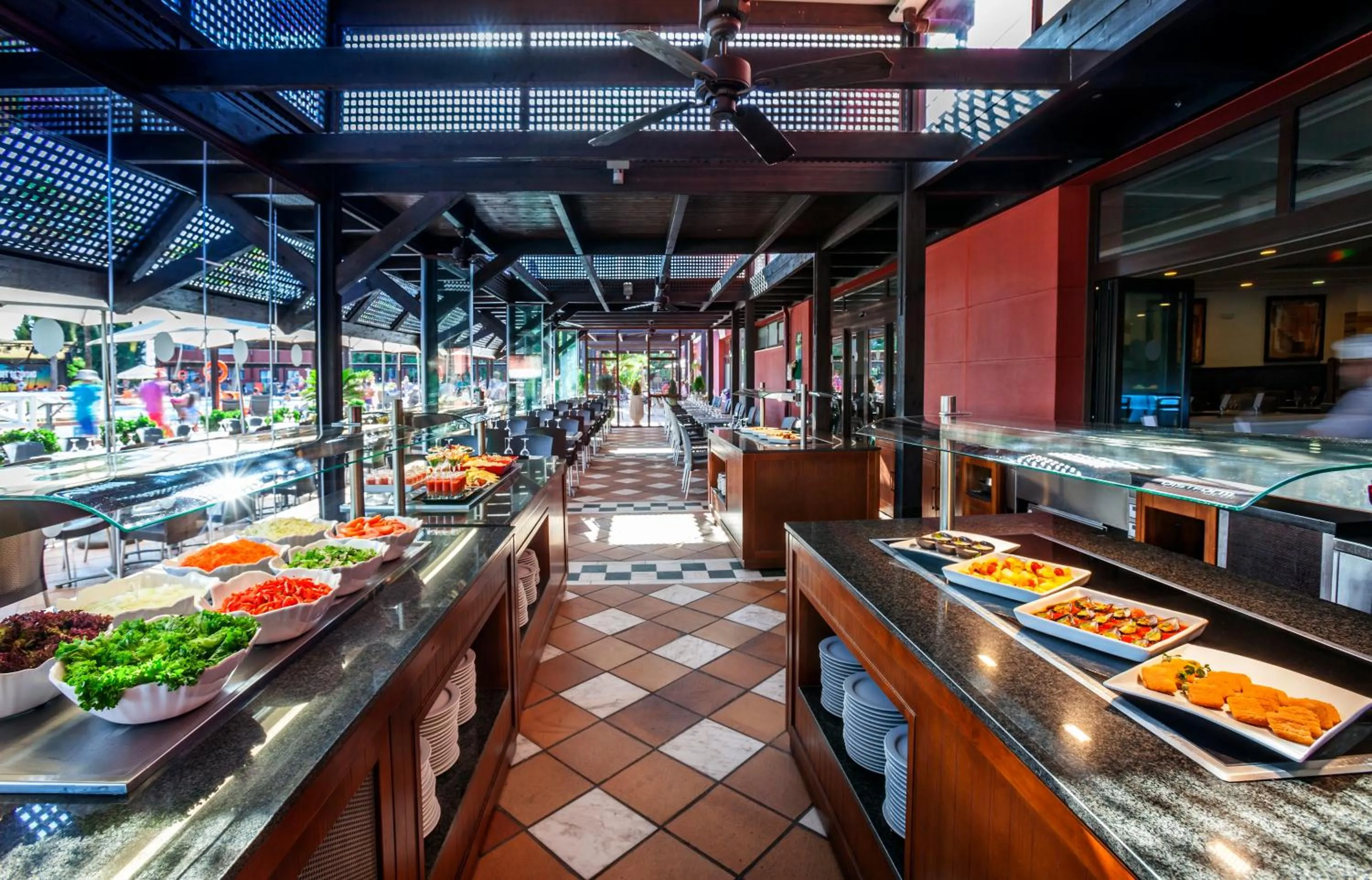 Restaurant/places to eat in Smy Isla Cristina