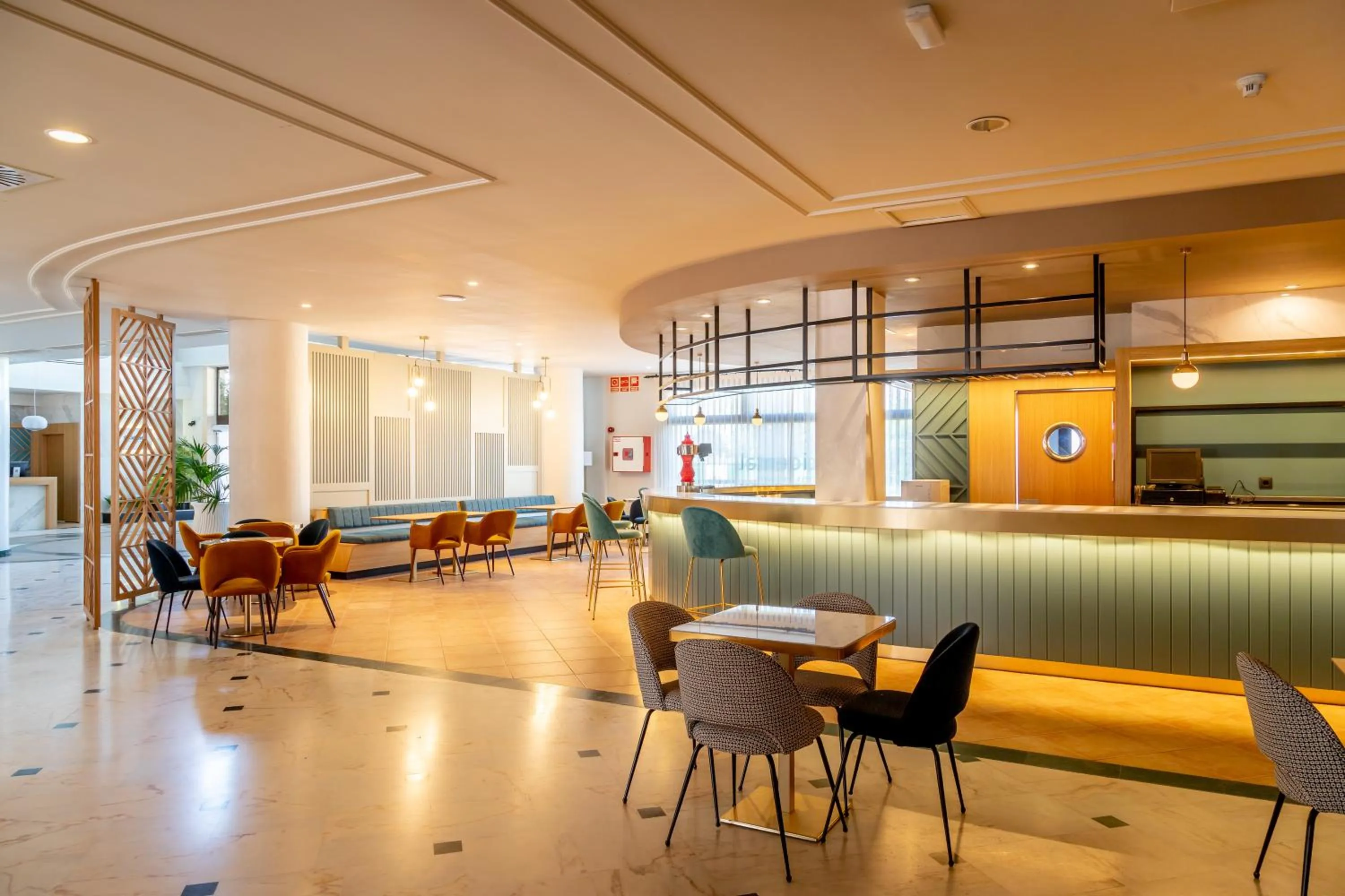 Lounge or bar in Smy Isla Cristina