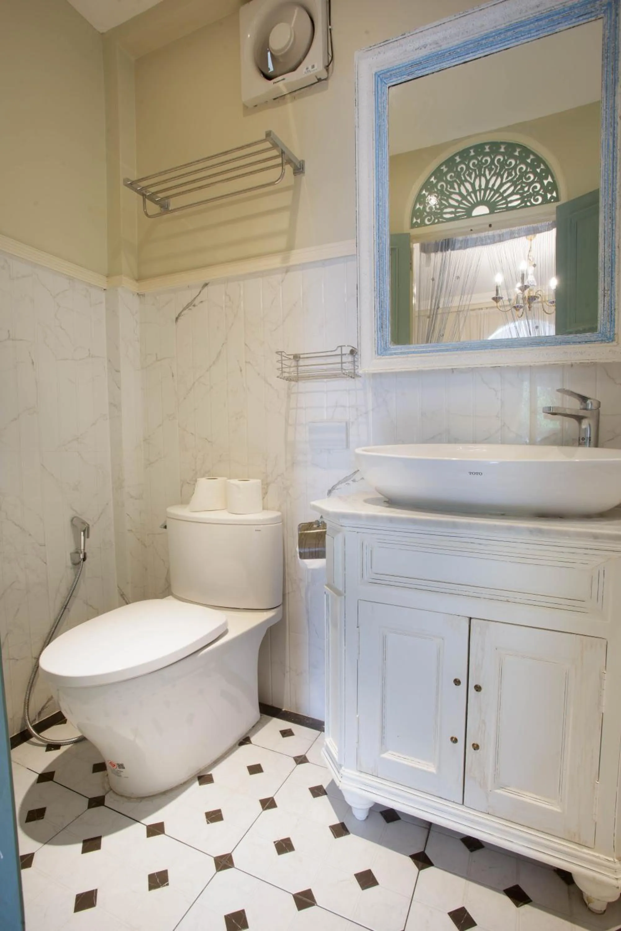 Toilet in Pran At Kumuang Boutique House