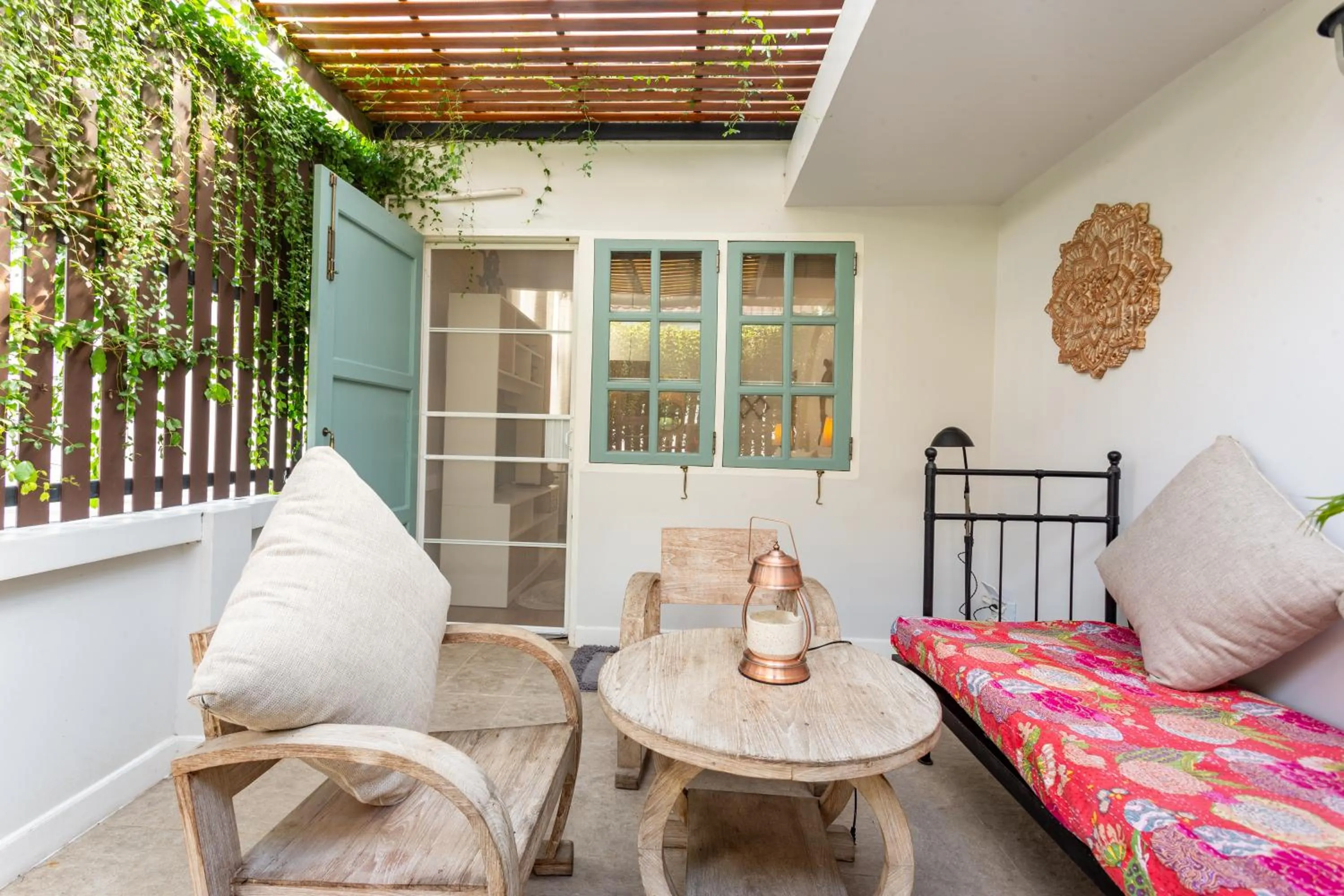 Patio in Pran At Kumuang Boutique House