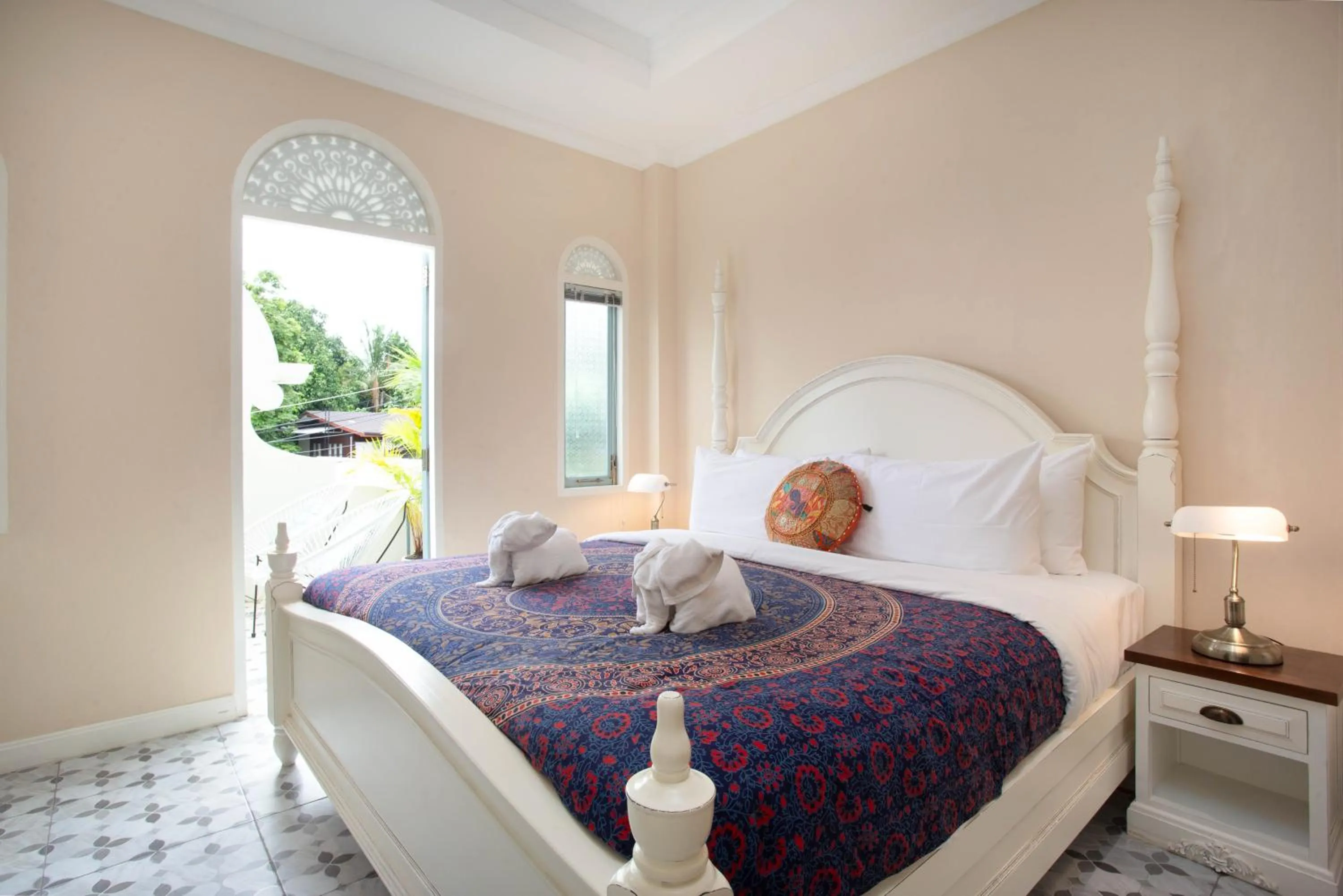 Bed in Pran At Kumuang Boutique House