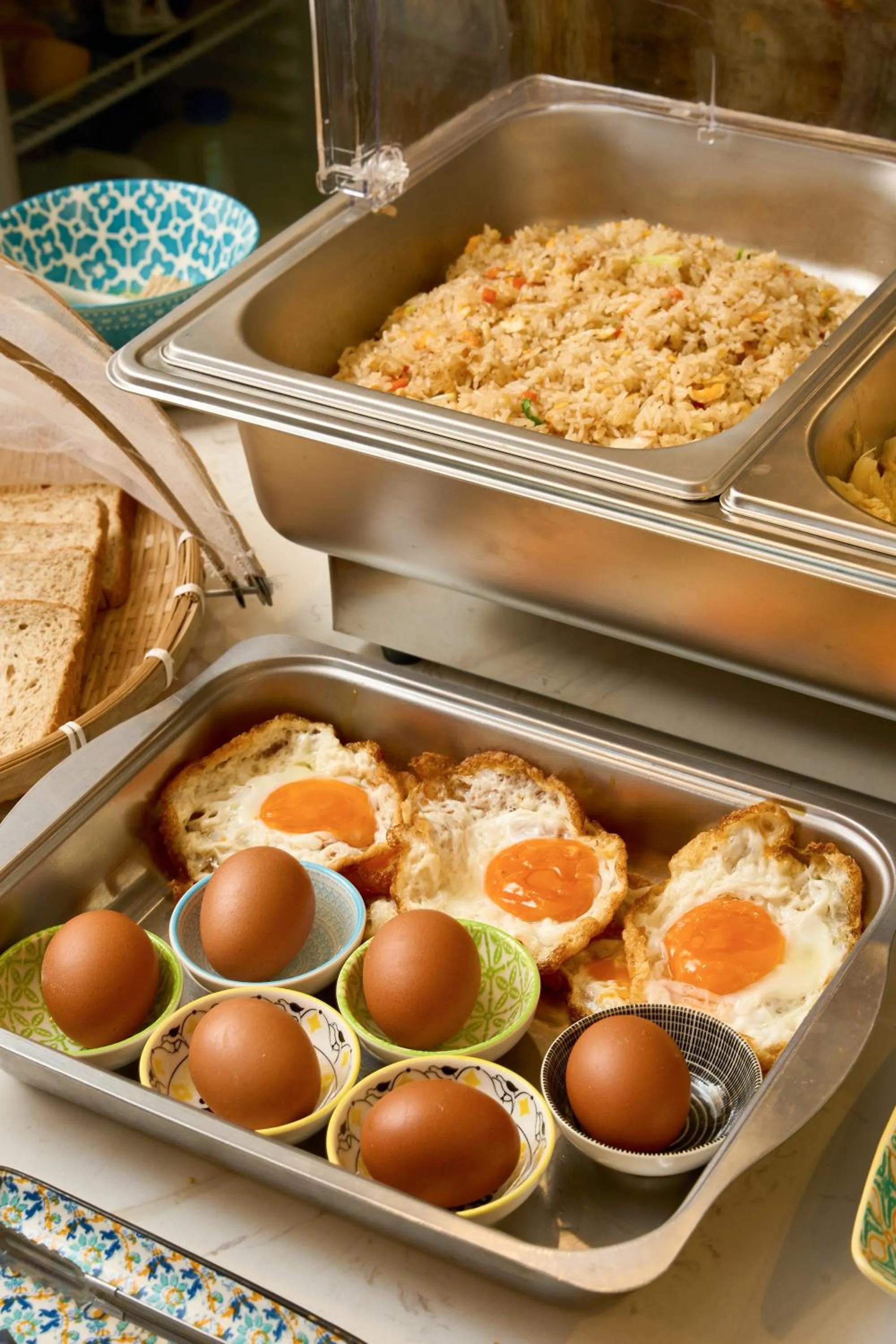 Restaurant/places to eat in Pran At Kumuang Boutique House