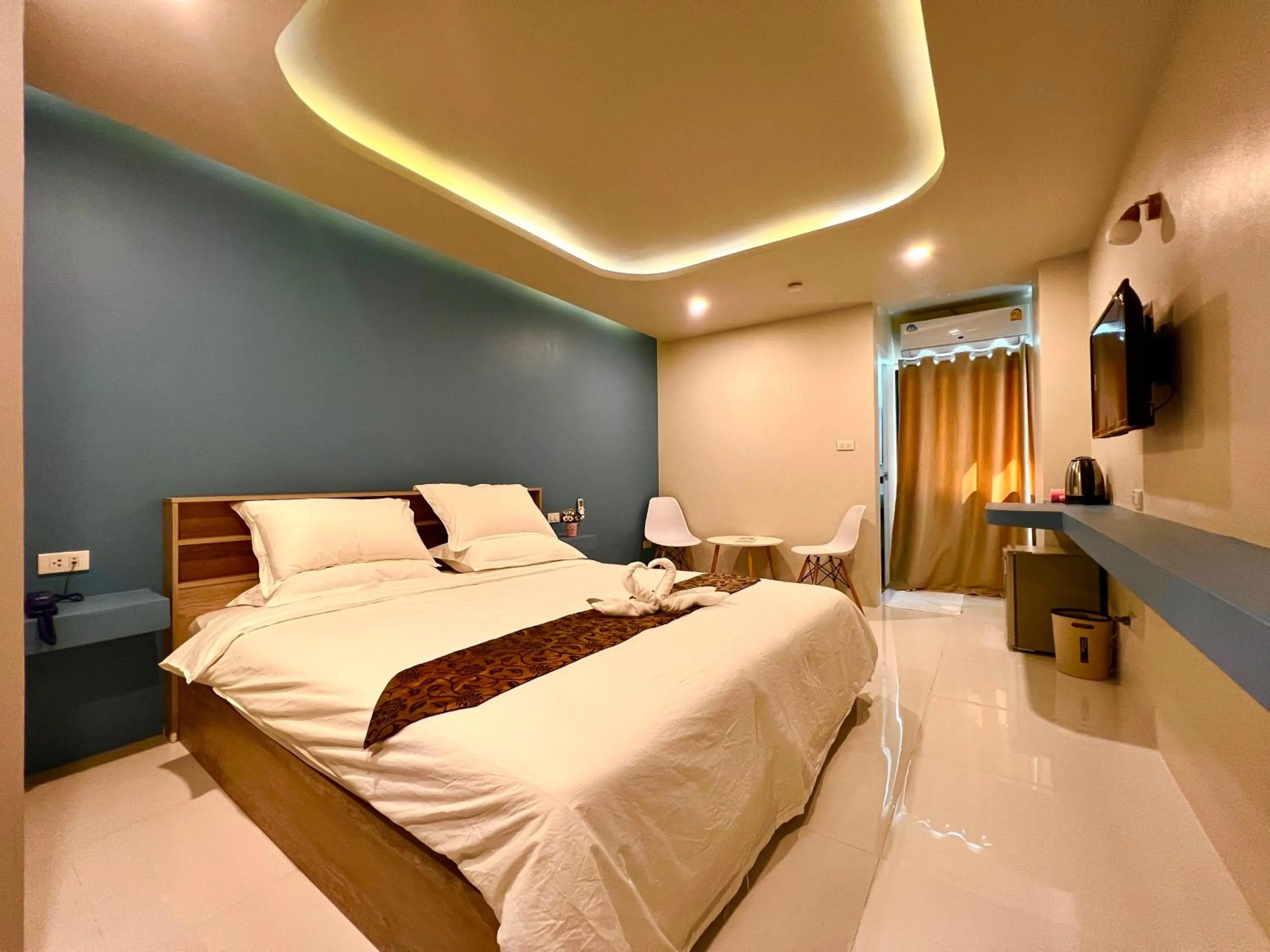 Queen Room in THE NICE