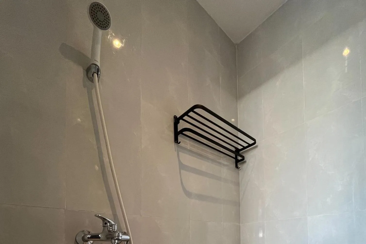 Mono Coliving Kertajaya Syariah, SBY