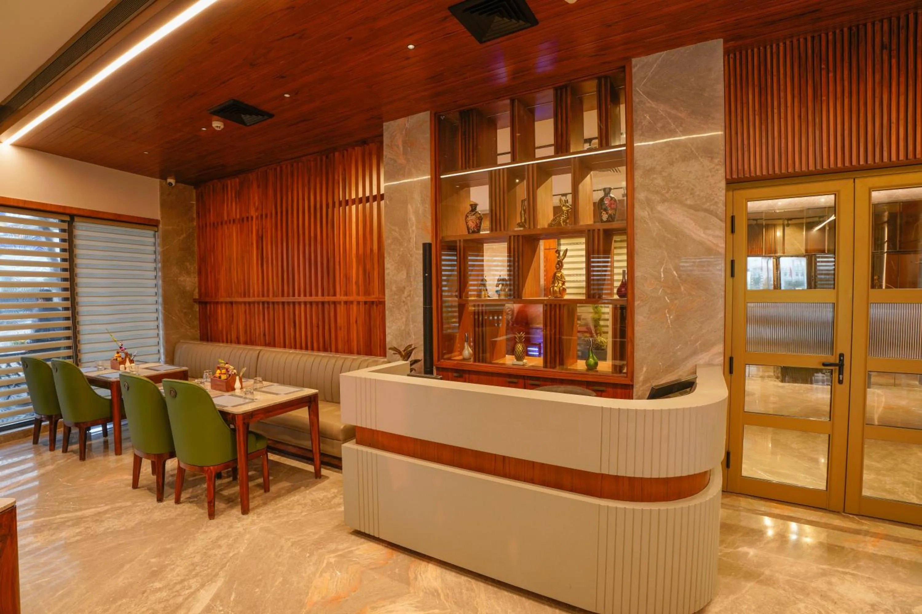 Restaurant/places to eat in Regenta Place Chandigarh Mohali