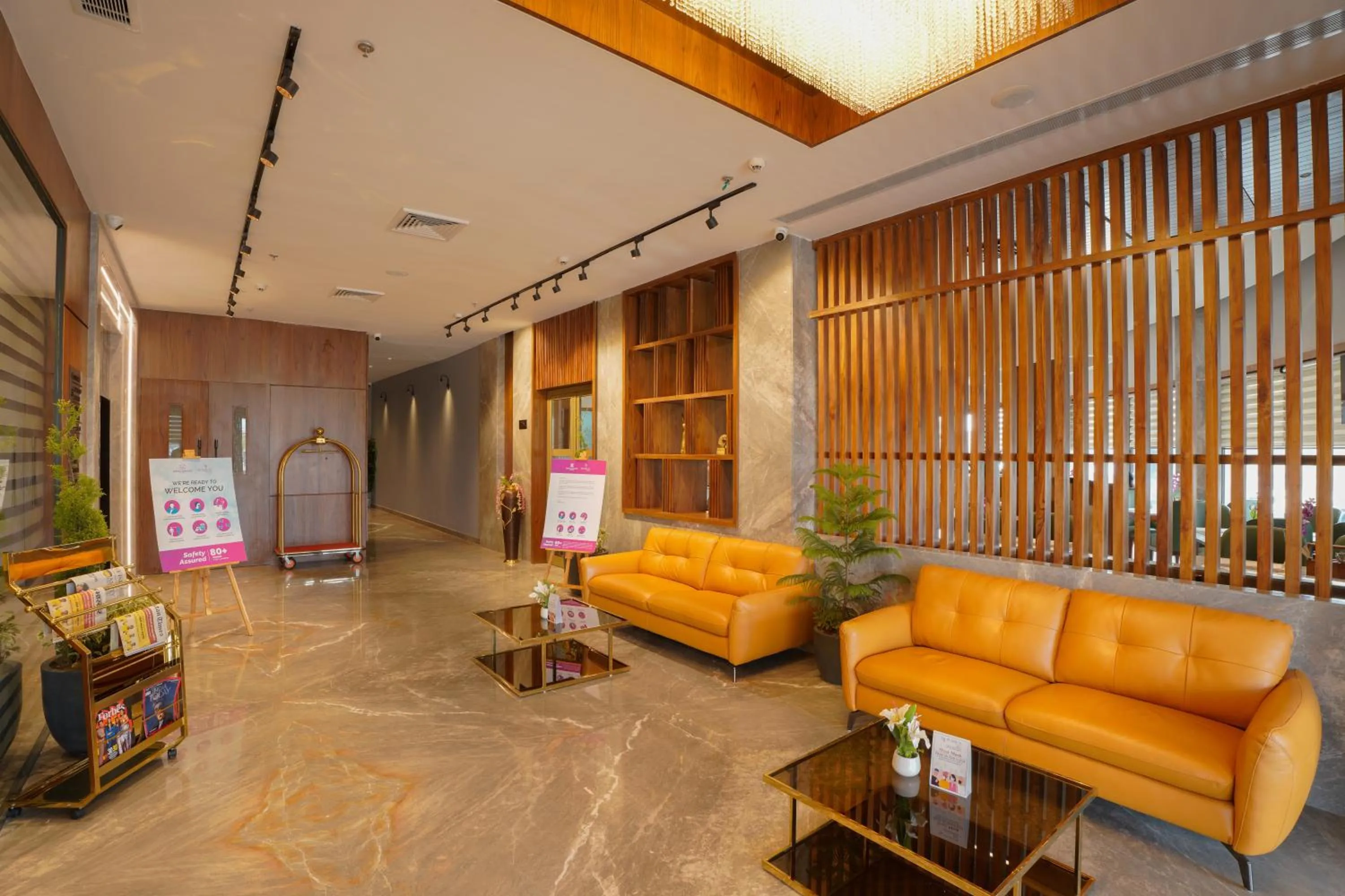 Lobby or reception in Regenta Place Chandigarh Mohali