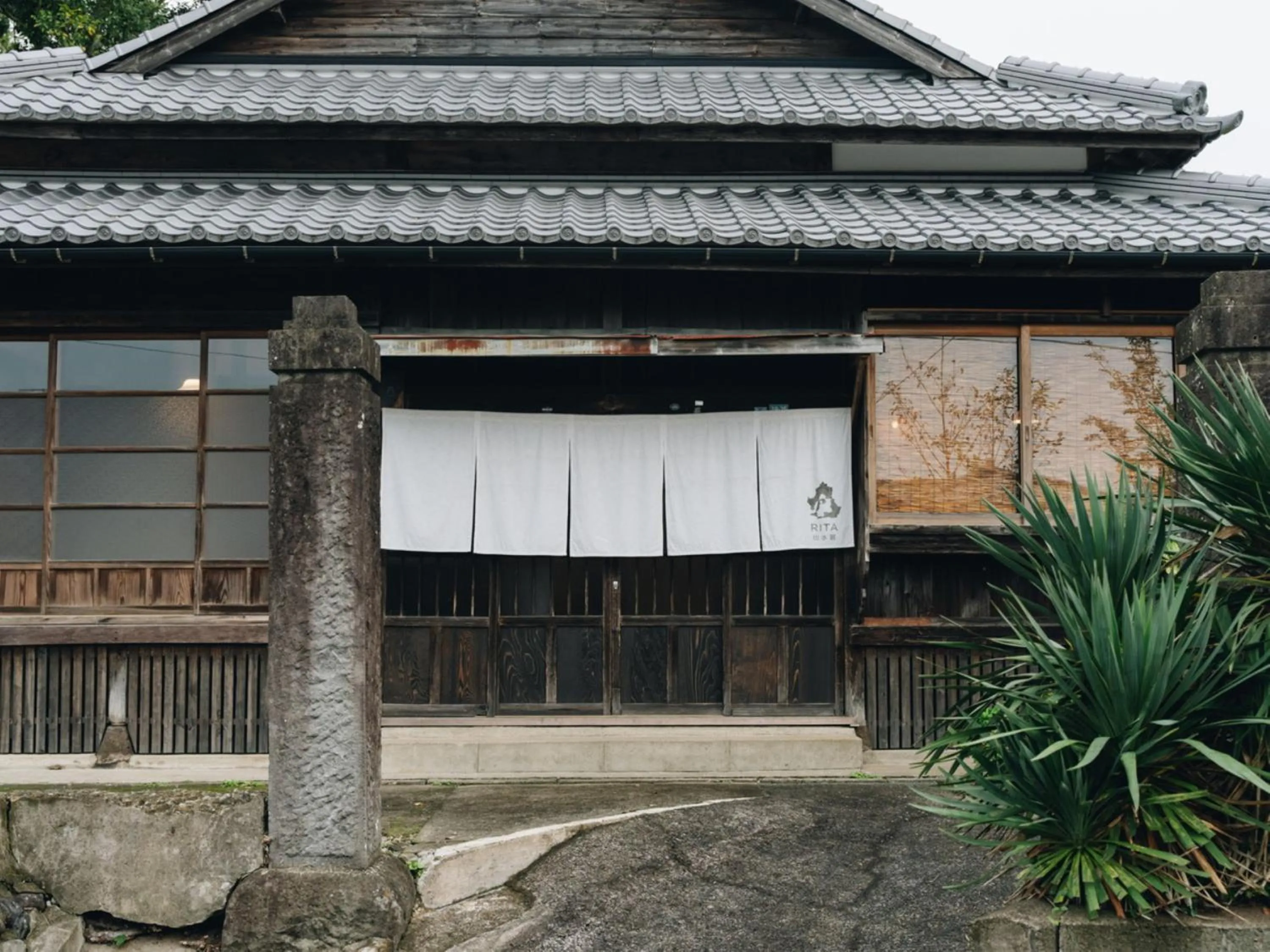 Property building in RITA Izumifumoto