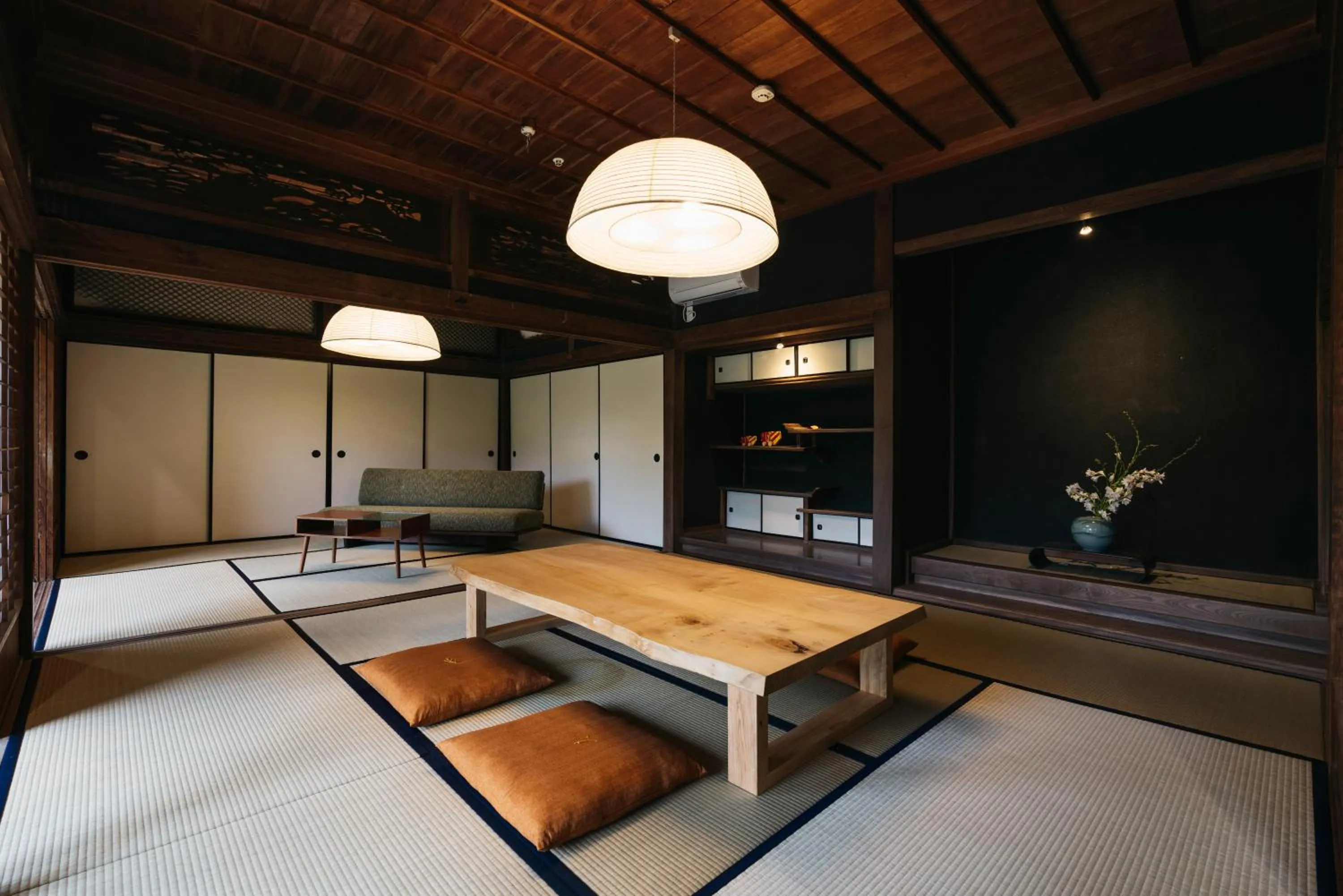 Living room in RITA Izumifumoto