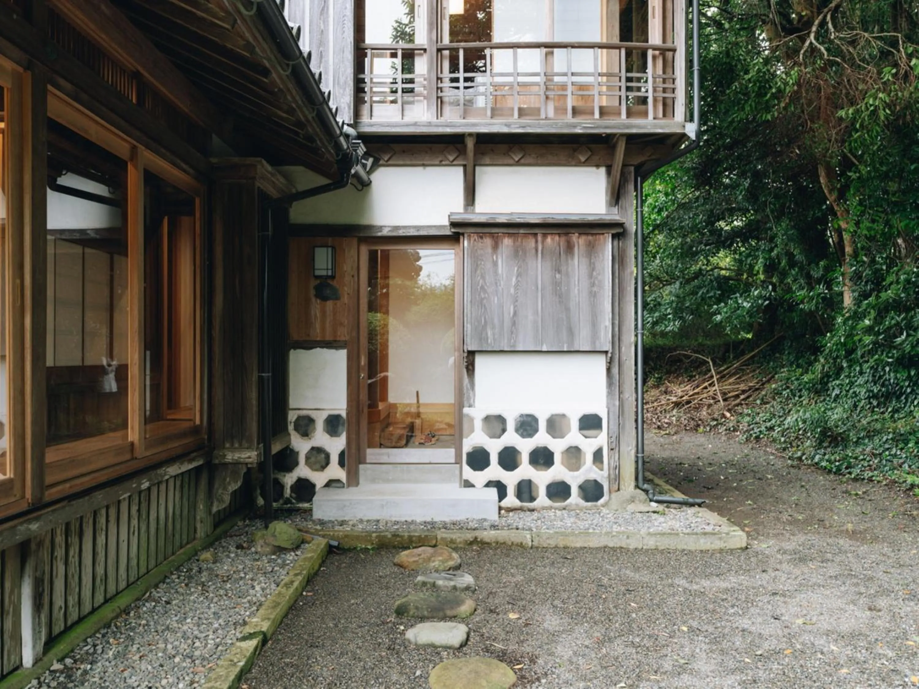 Property building in RITA Izumifumoto