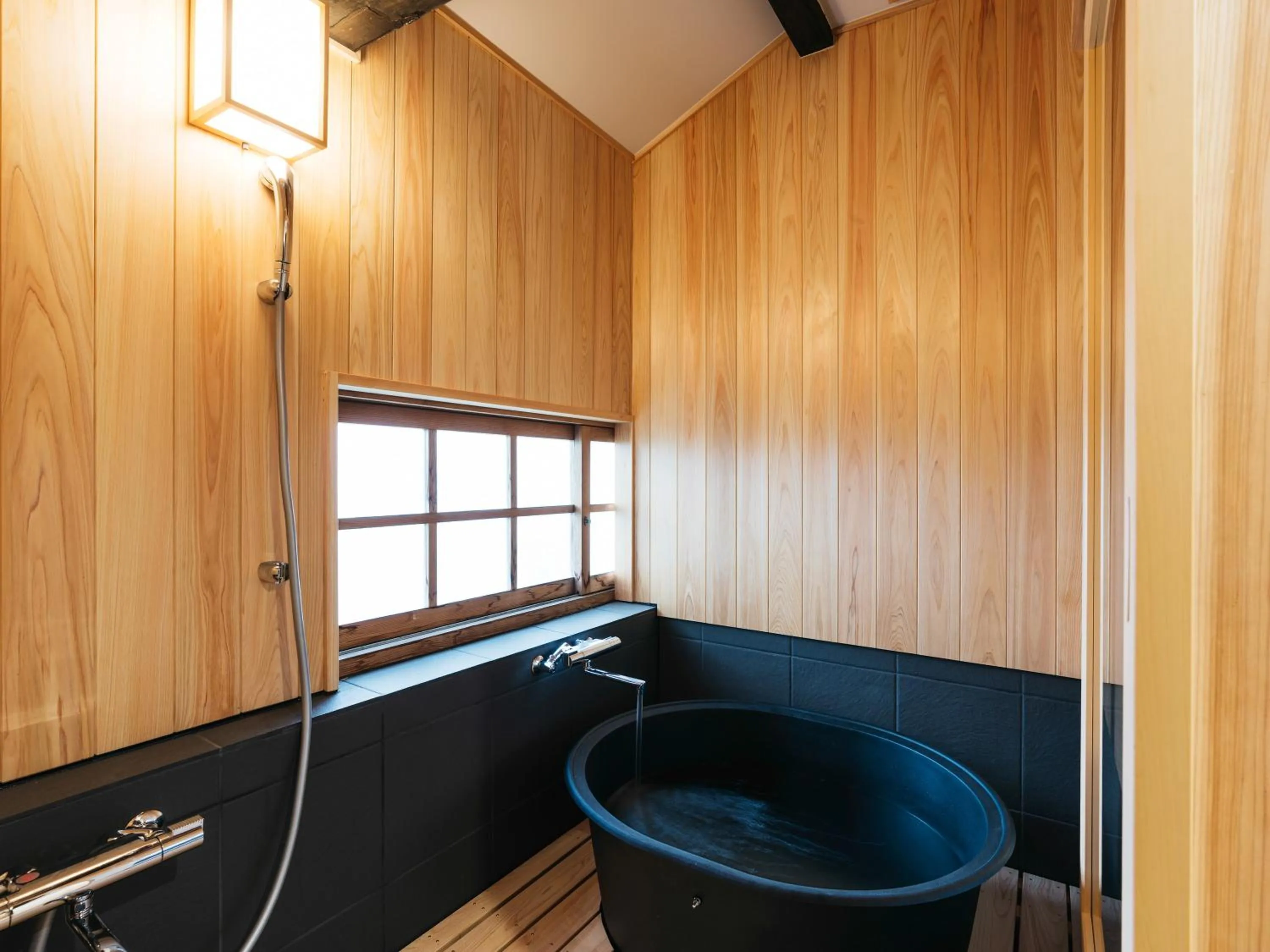 Bath in RITA Izumifumoto