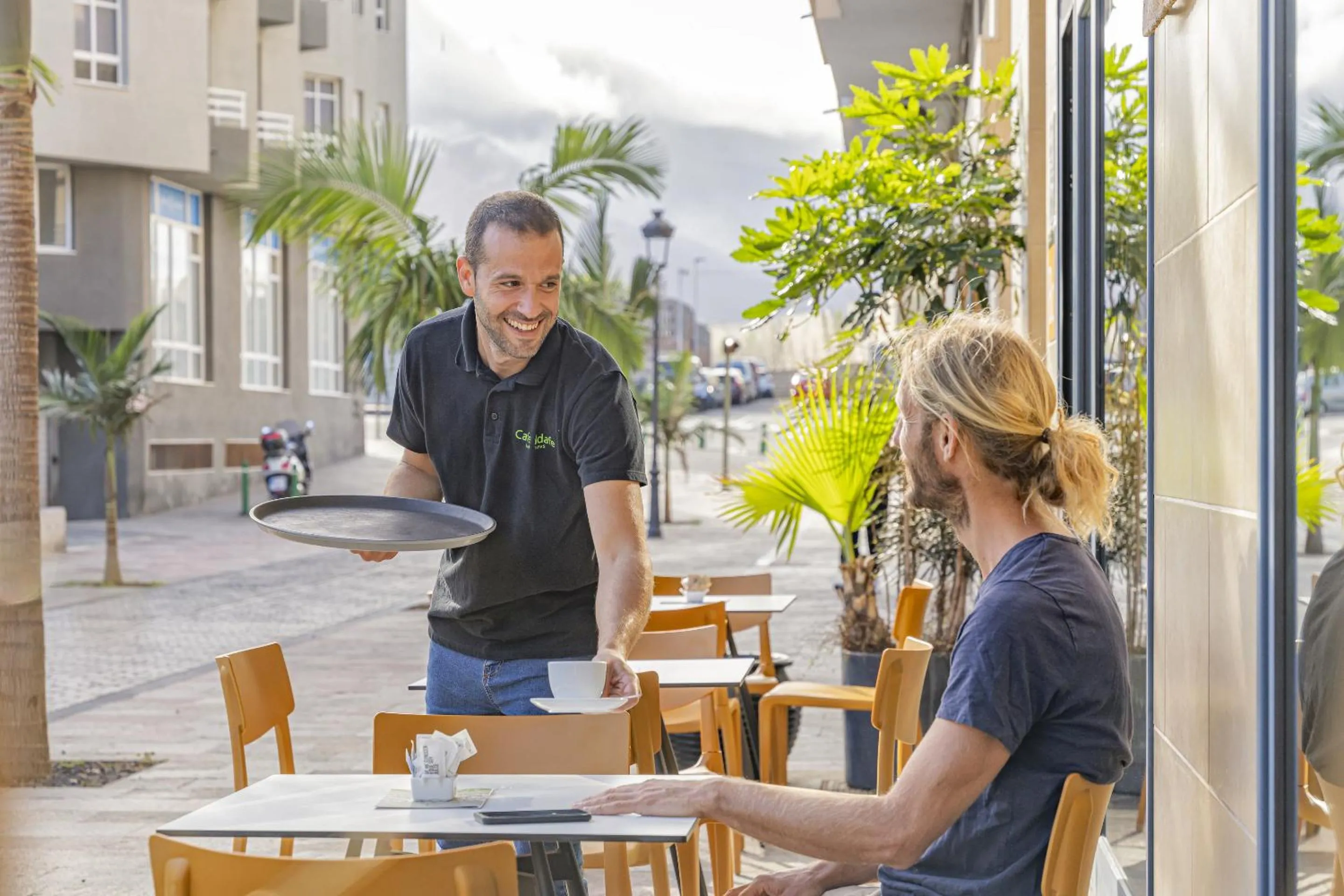 Lounge or bar in Hotel Benahoare