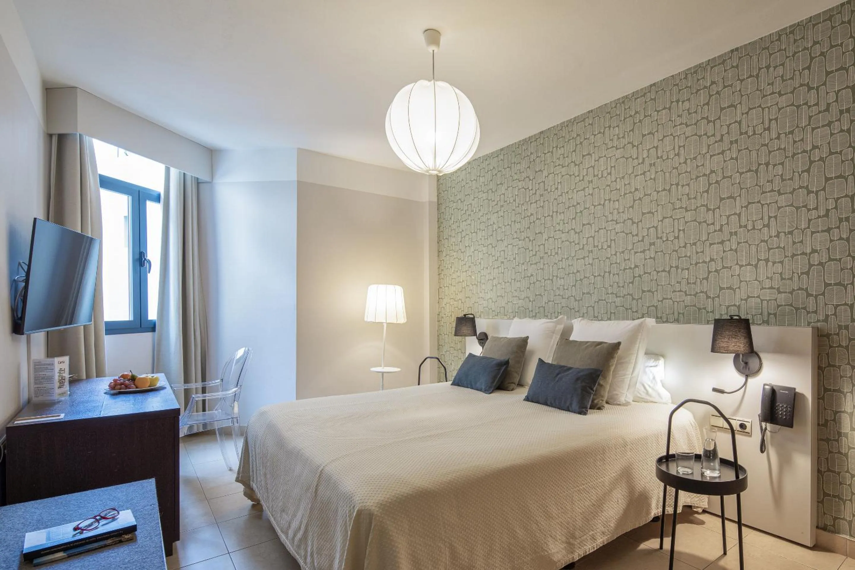 Photo of the whole room, Bed in Hotel Benahoare