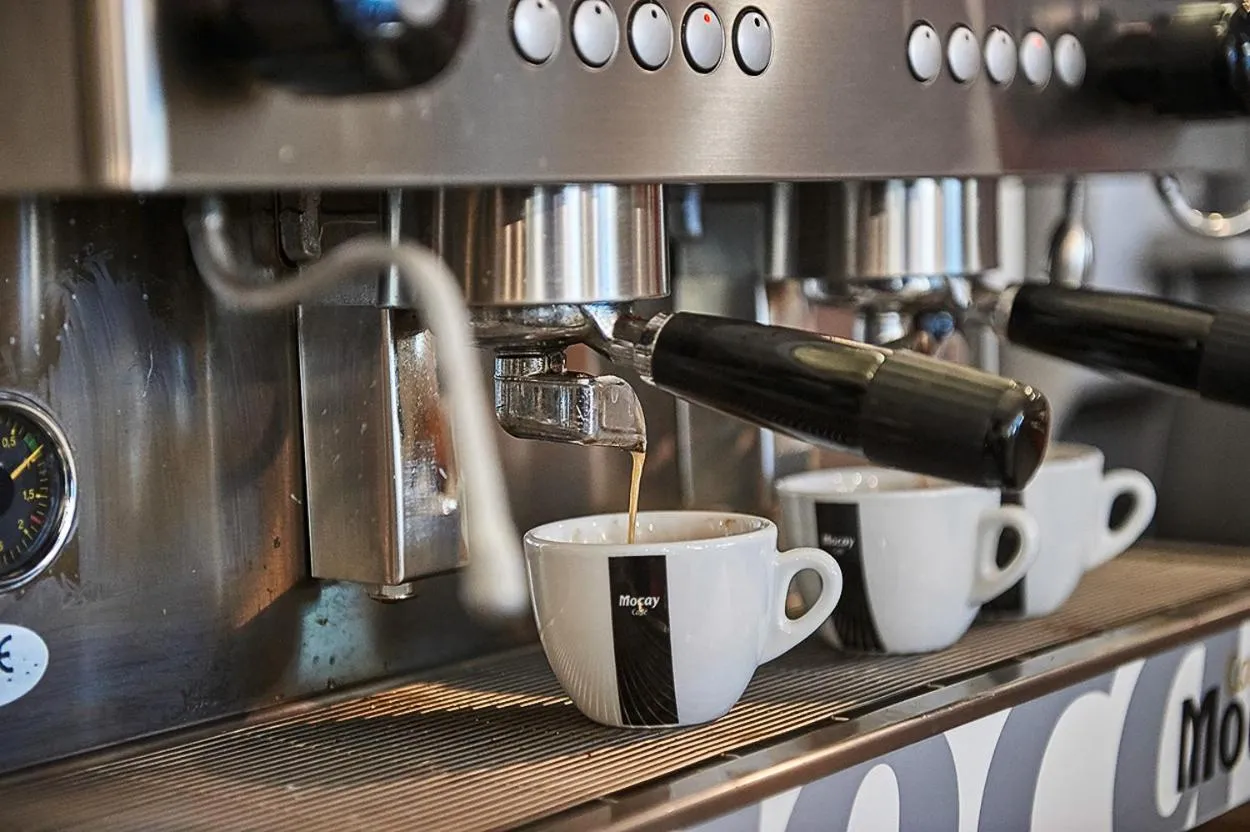 Lounge or bar in Hotel Benahoare