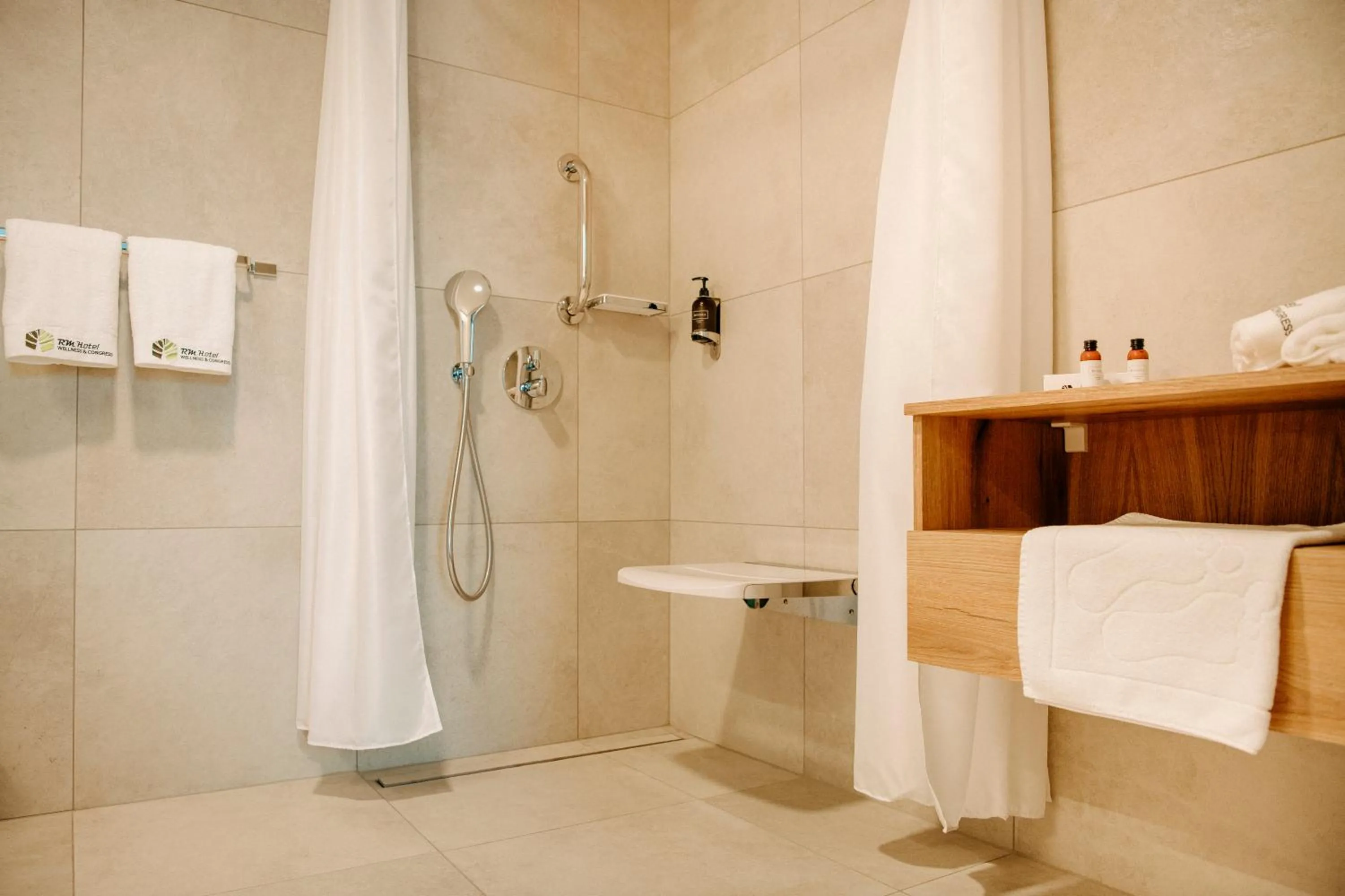 Bathroom in RM Hotel Wellness & Congress