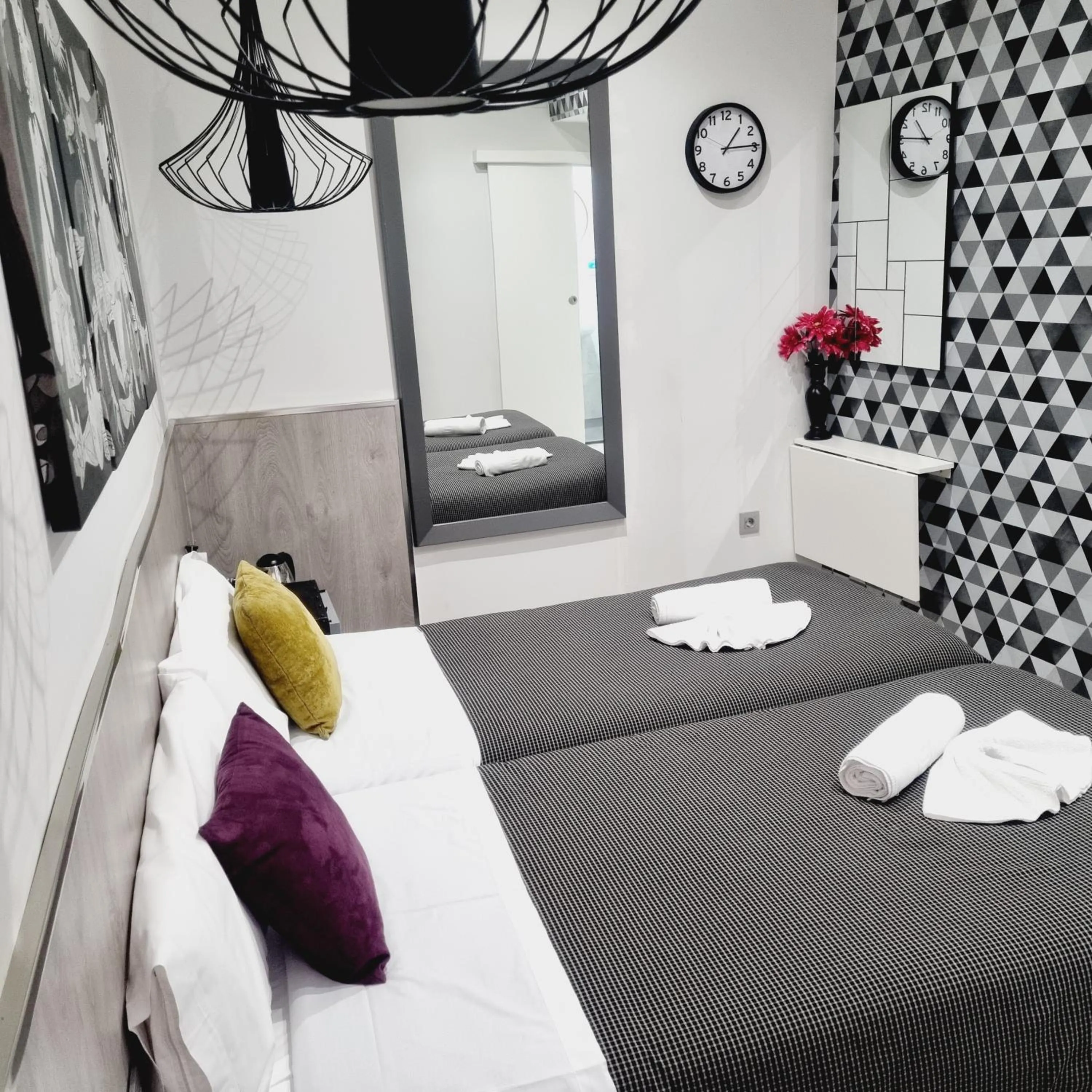 Bed in Hostal Lauria