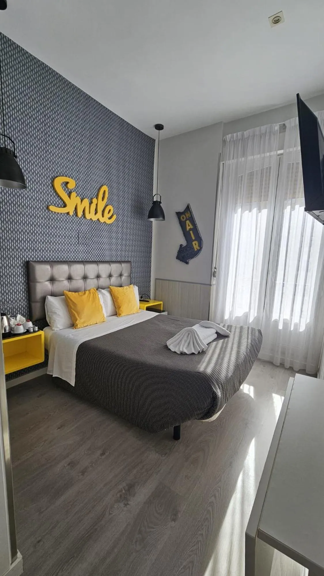 Bed in Hostal Lauria