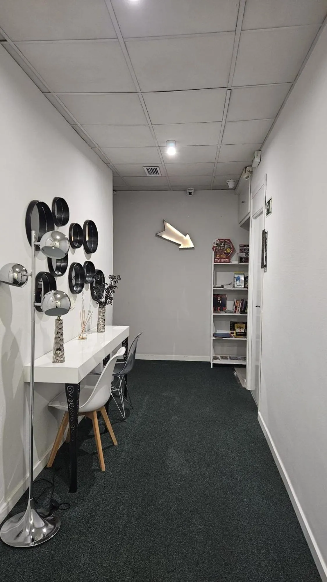 Area and facilities in Hostal Lauria