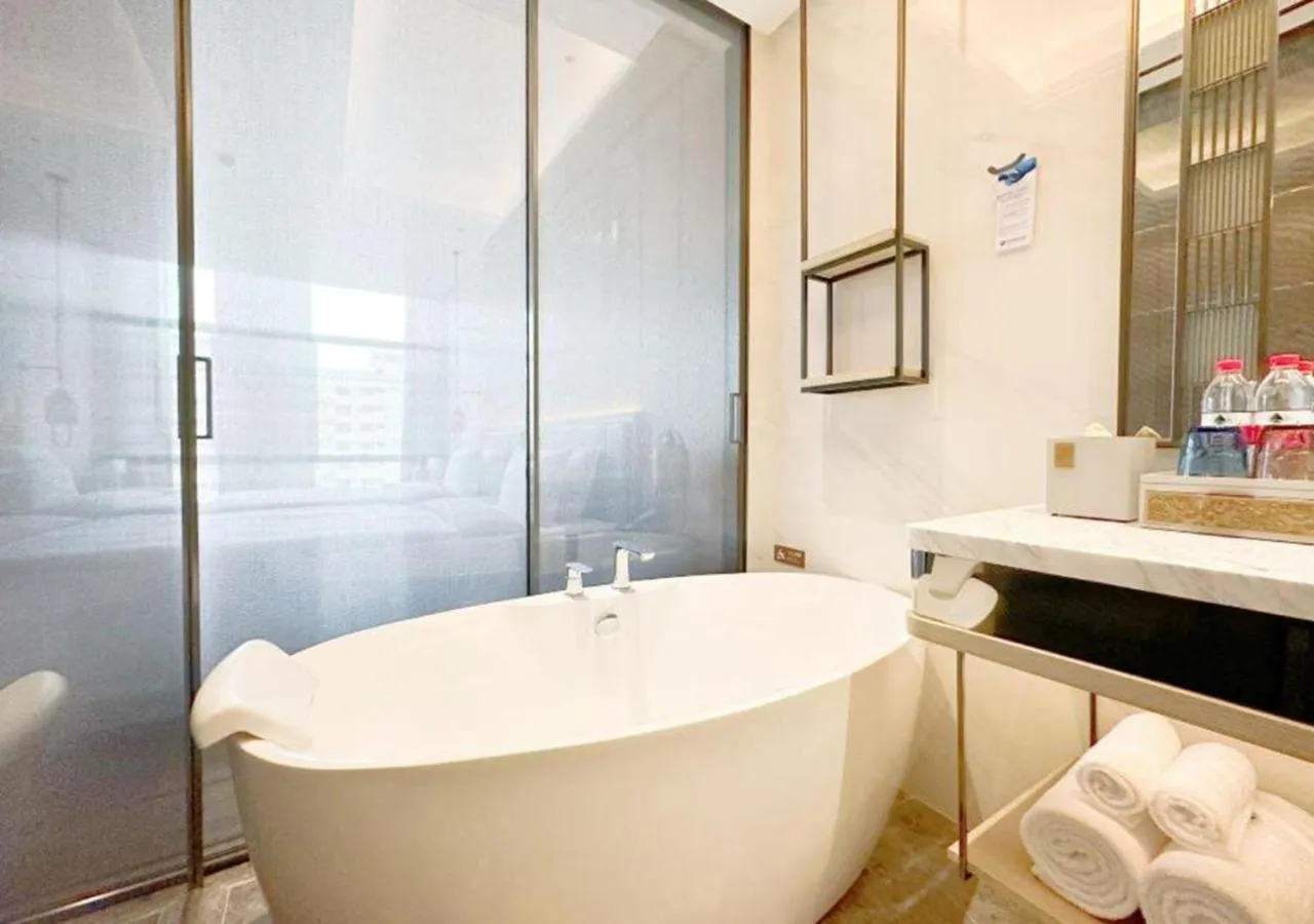 Bath in Wyndham Handan Congtai