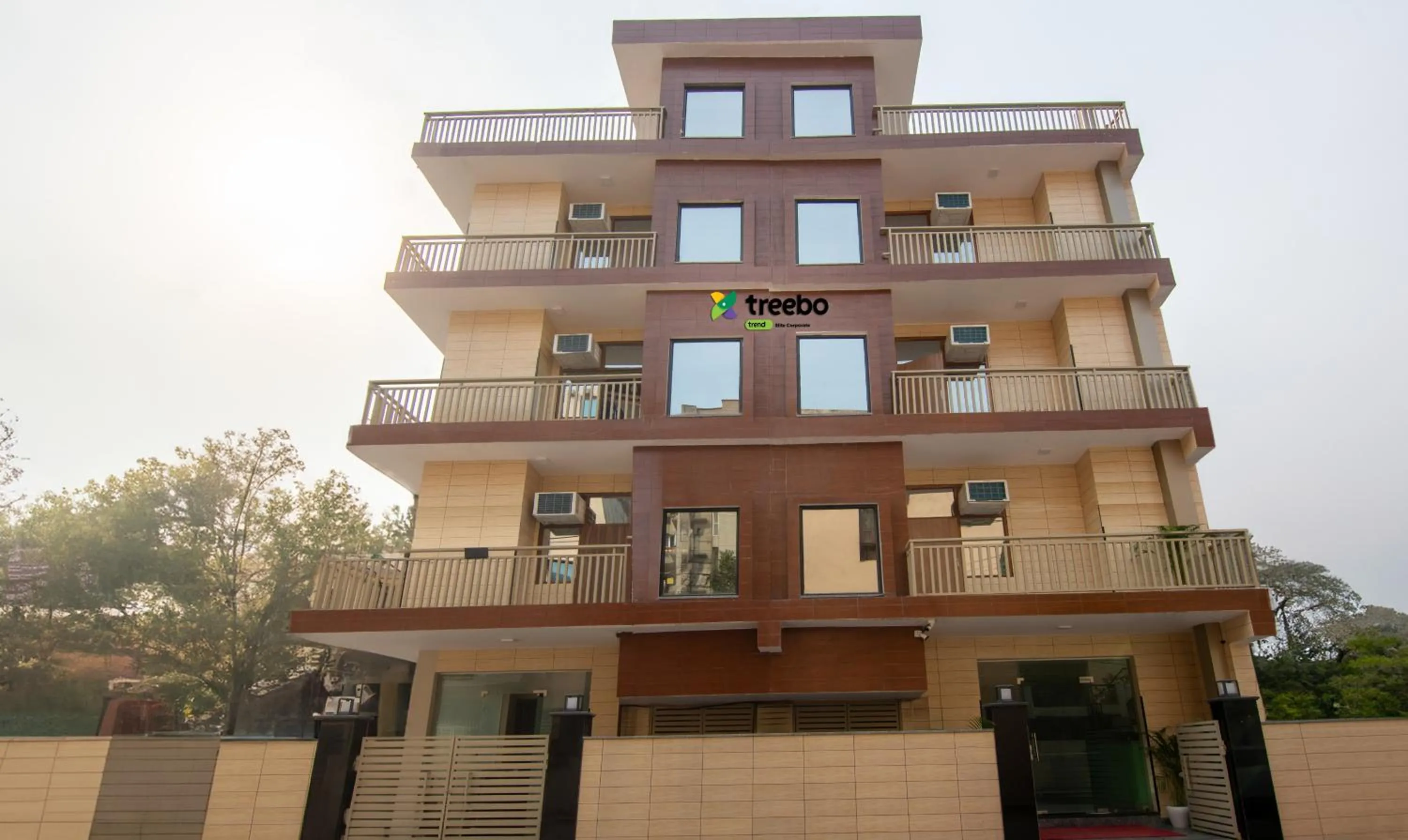 Facade/entrance in Treebo Elite Corporate, Sector 62