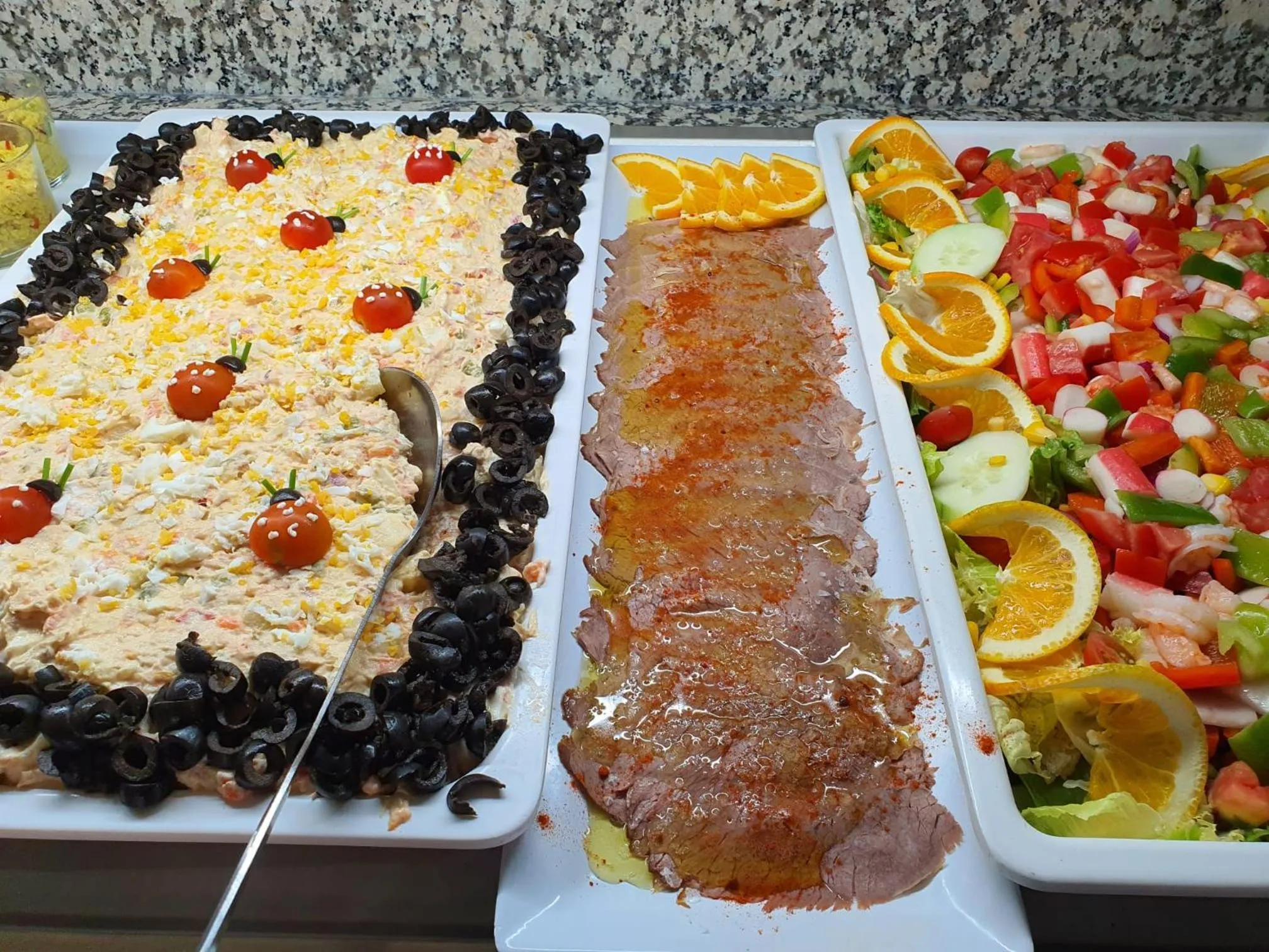 Restaurant/places to eat in La Barracuda