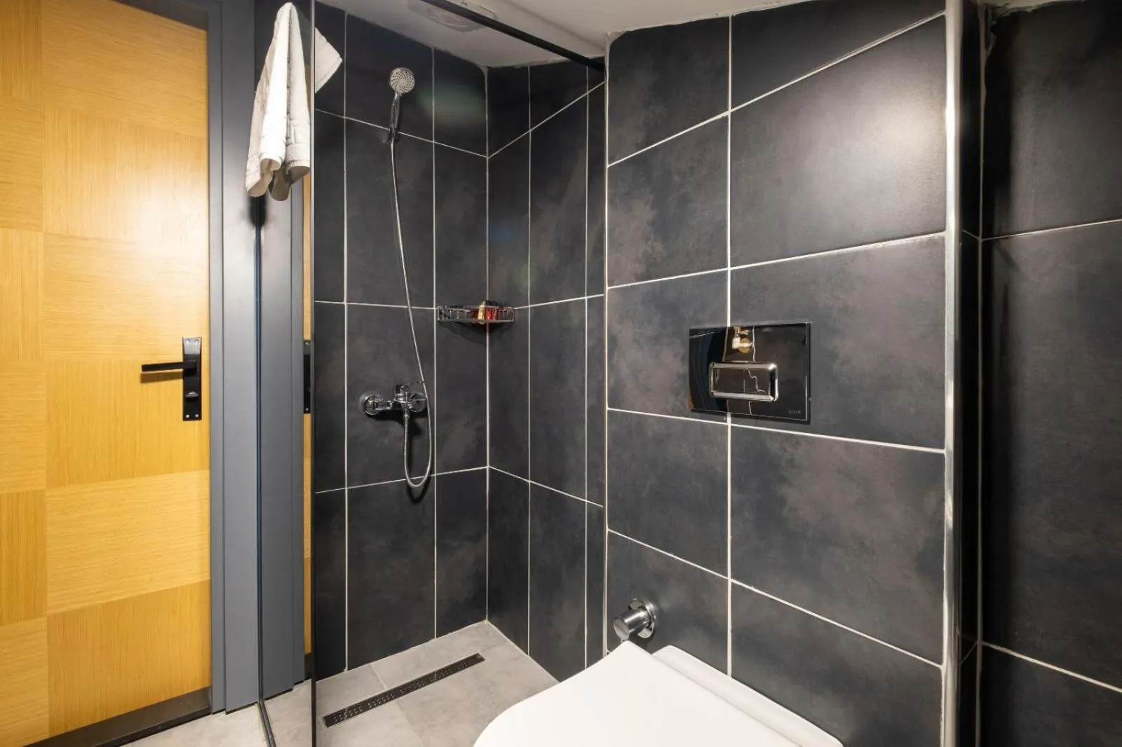 Bathroom in 216 Bosphorus