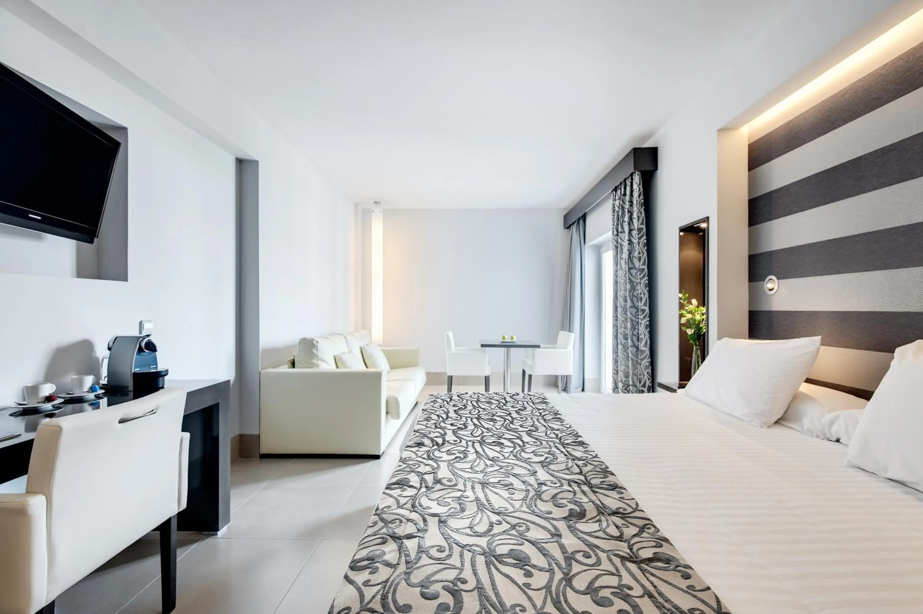 Bed in Barceló Hamilton Menorca - Adults Only