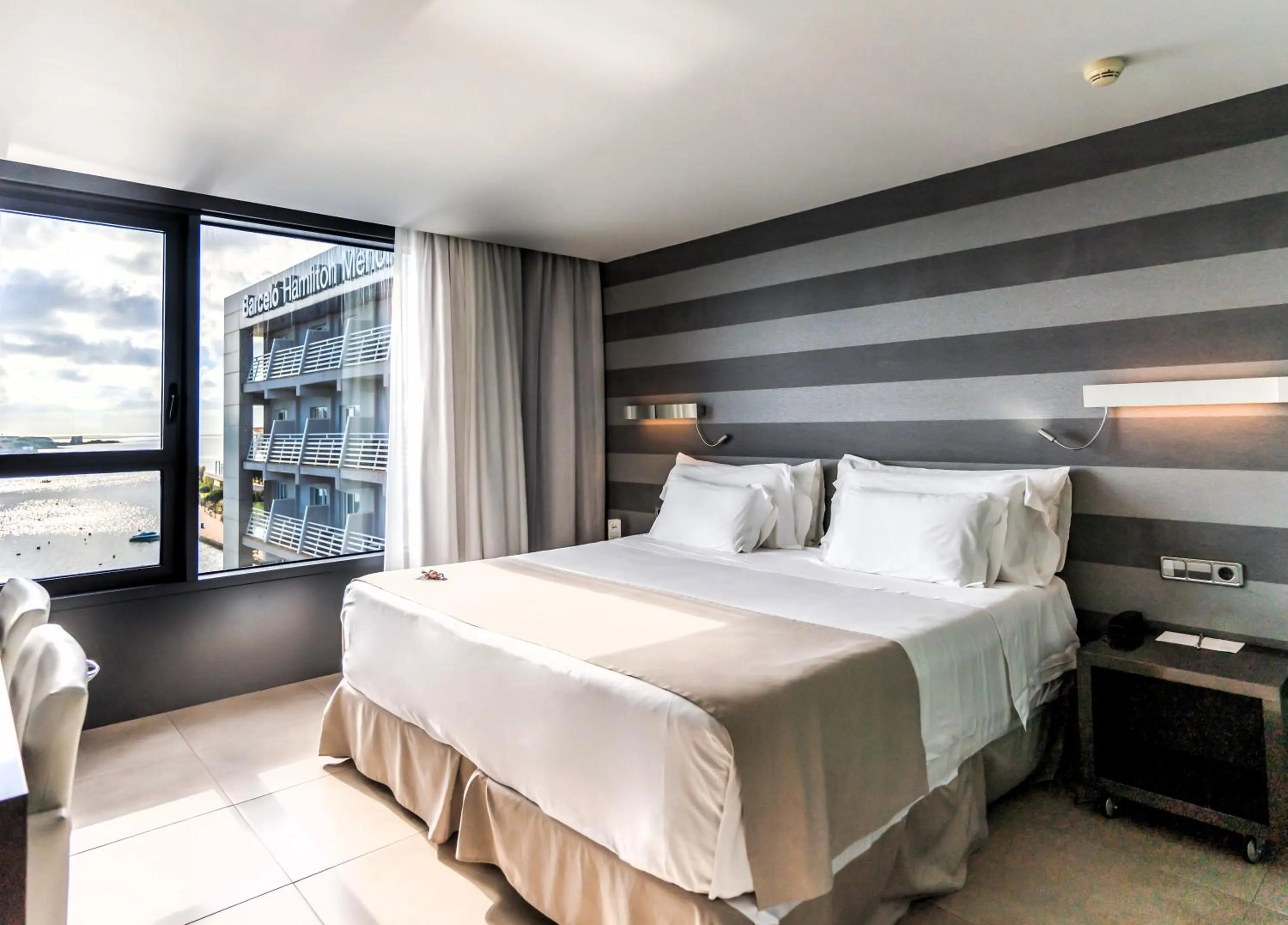 Decorative detail, Bed in Barceló Hamilton Menorca - Adults Only