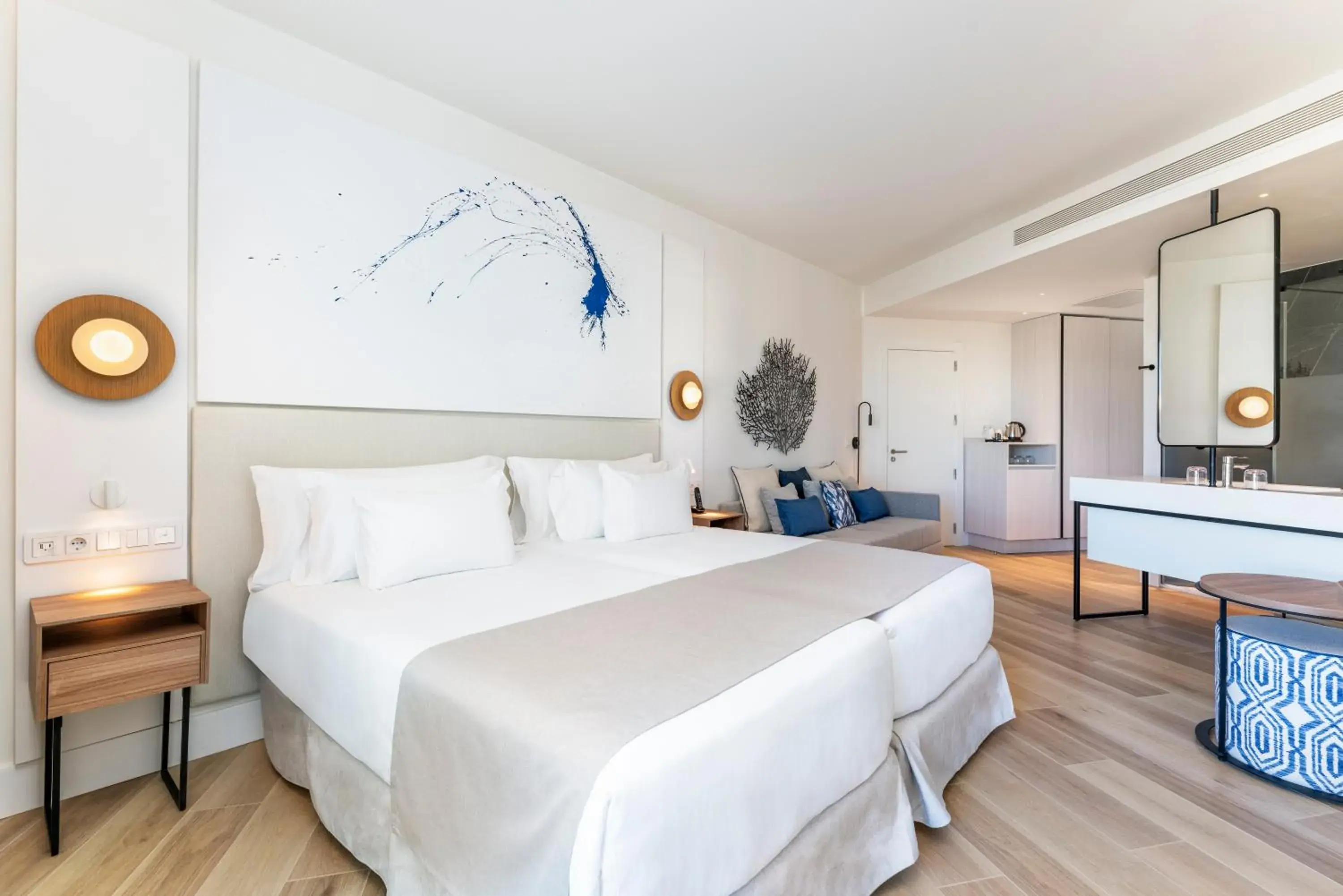 Superior Swim Up - single occupancy in Barceló Playa Blanca Superior Swim Up - single occupancy in Barceló Playa Blanca