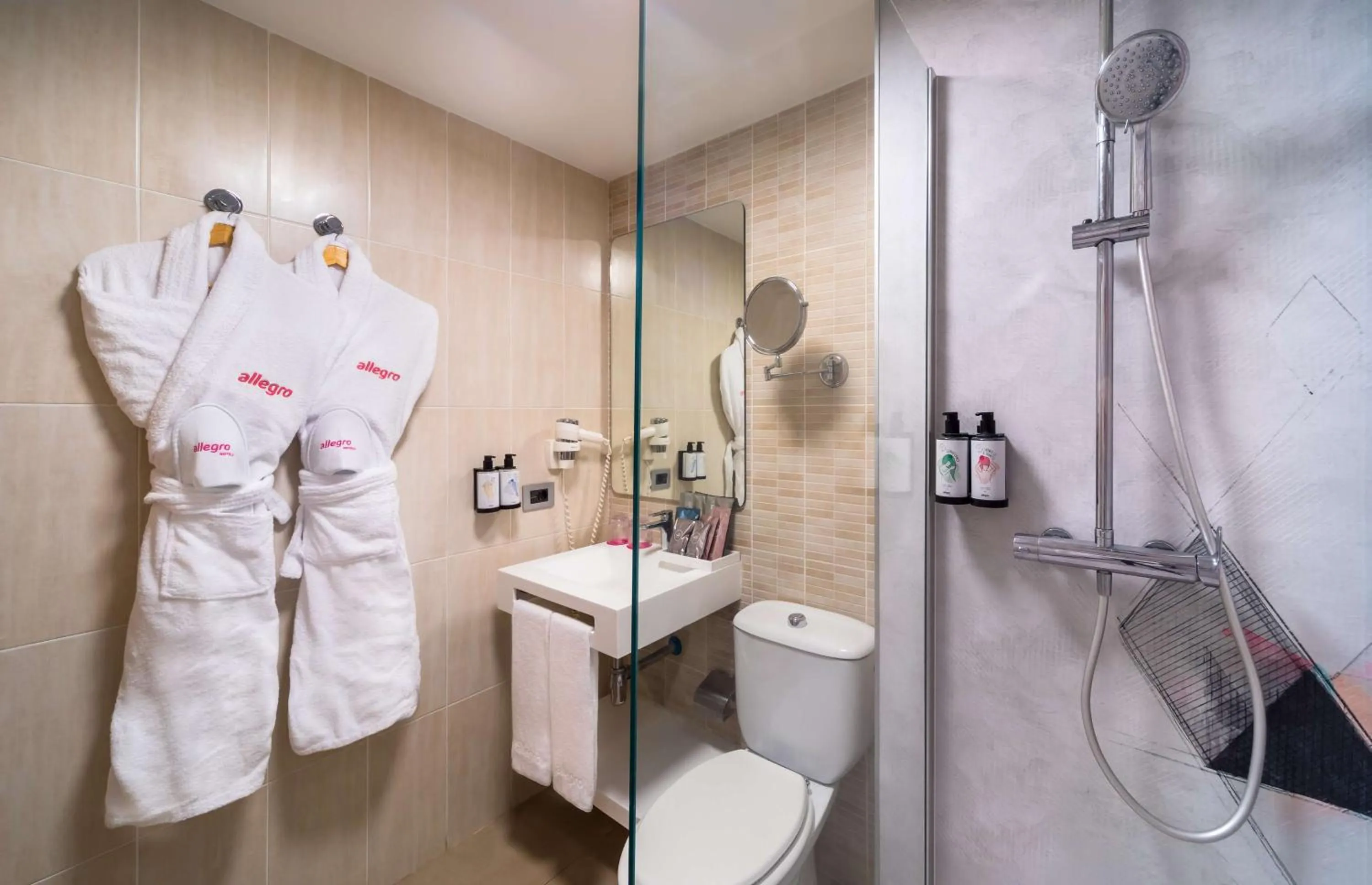 Bathroom in Allegro Isora